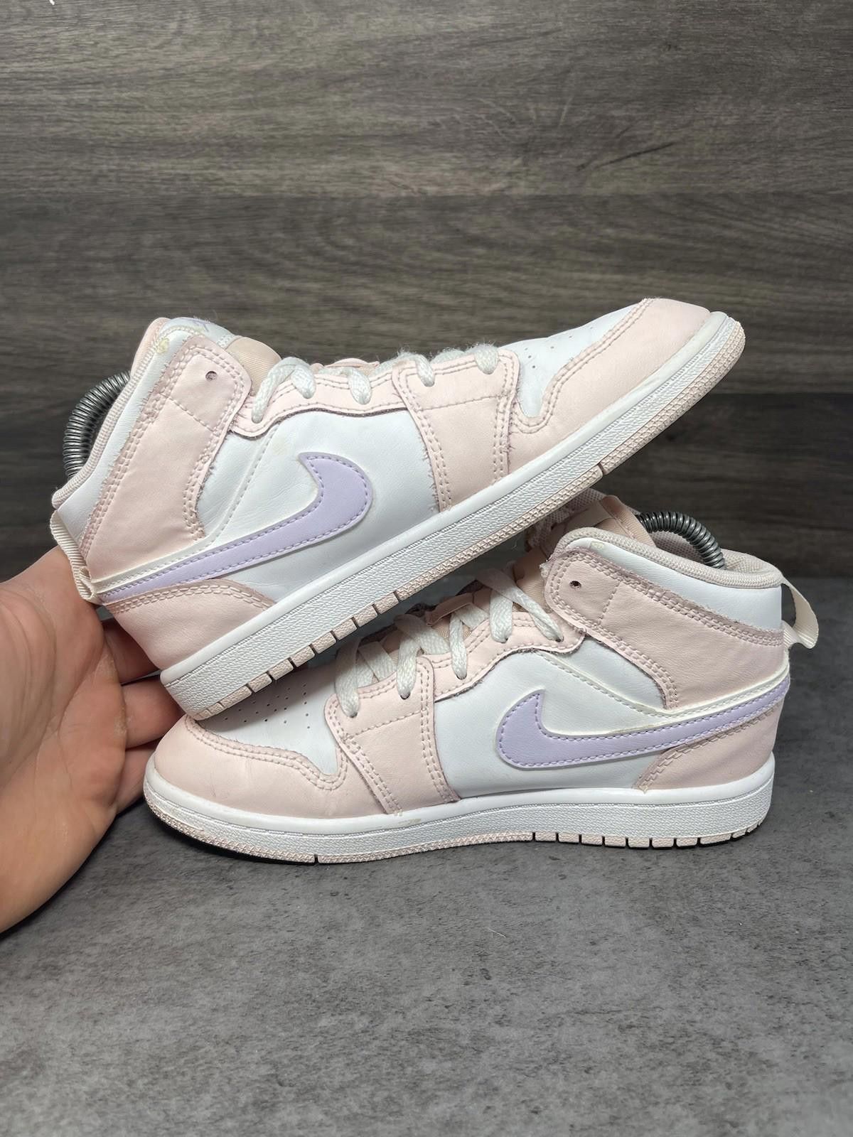 Jordan Brand Air Jordan 1 Mid PS Wash Pink Kids Size 2.5 Size US 4 / IT 34 - 7 Thumbnail
