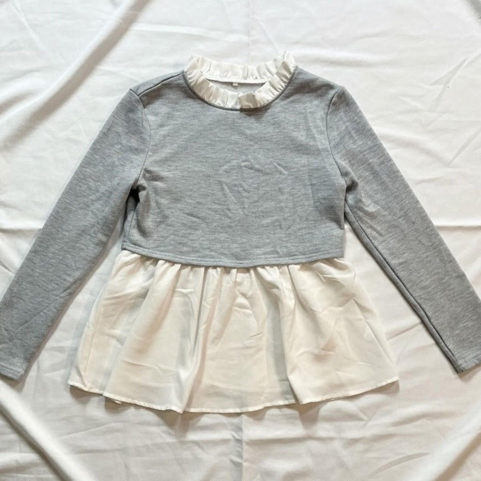 The Unbranded Brand Gray Layered Pullover Sweater Top Womens Medium Size M / US 6-8 / IT 42-44 - 1 Thumbnail
