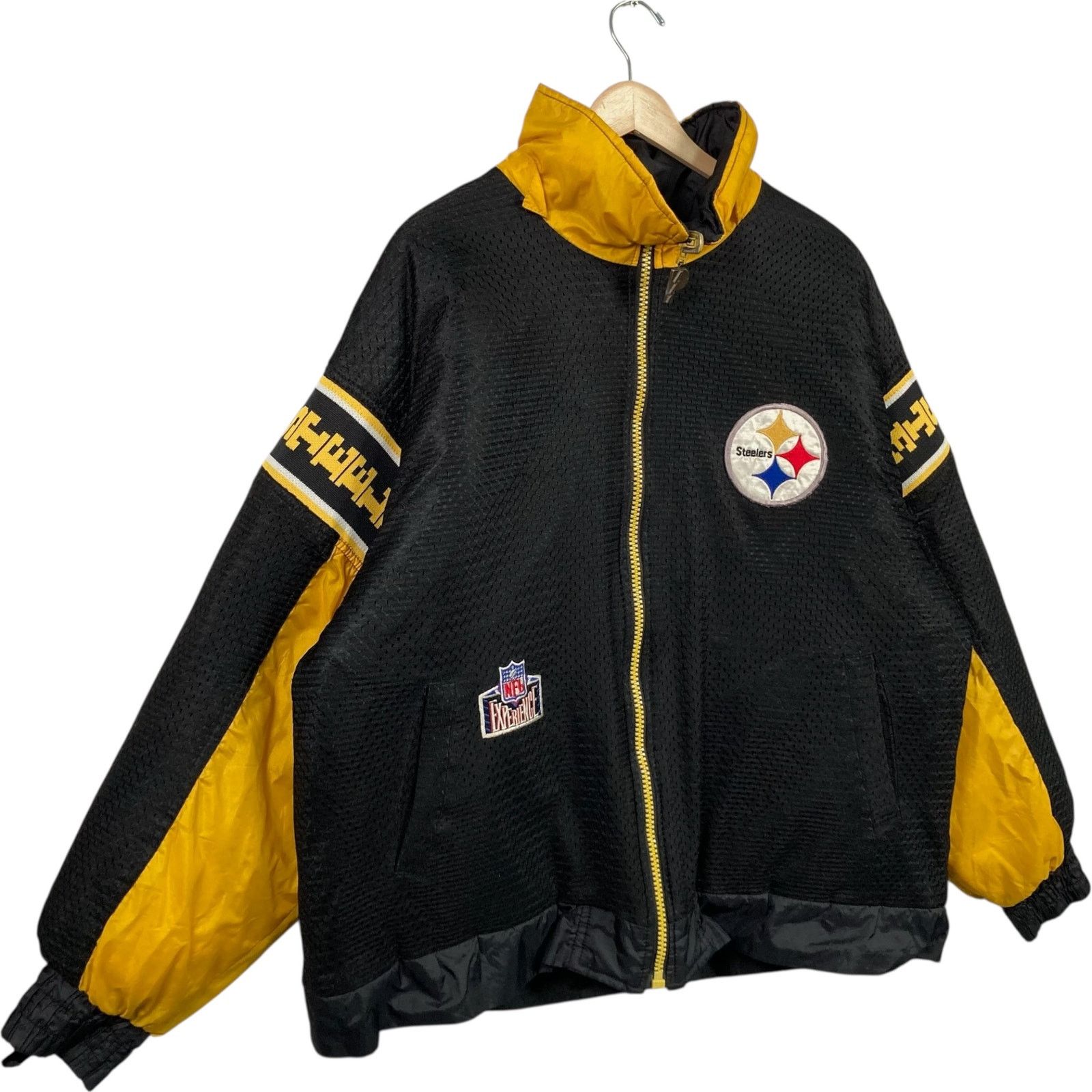 Pro Player Vintage Pittsburgh Steelers Reversible NFL Puffer Jacket L Size US L / EU 52-54 / 3 - 10 Thumbnail