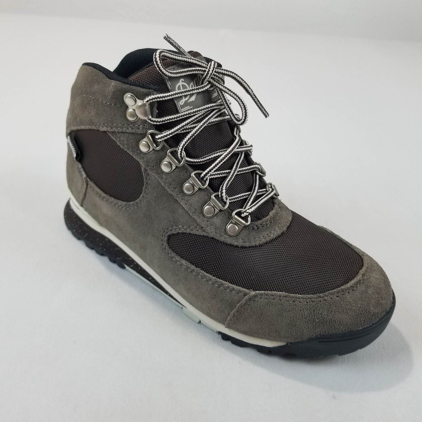 Danner Danner Jag Chukka Boot Womens 7M Gray Brown Waterproof 32239 Size US 7 / IT 37 - 2 Thumbnail