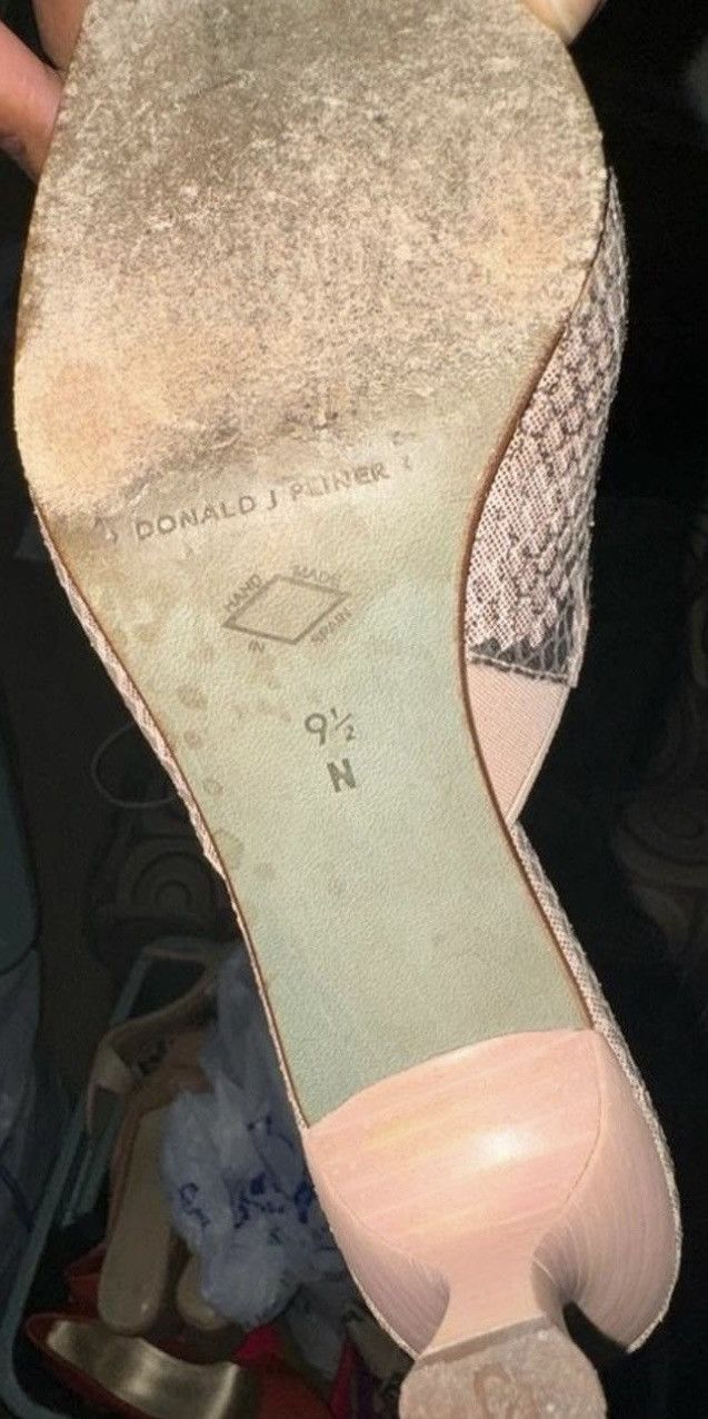 Donald Pliner Donald Pliner Snakeskin Heels Size US 9.5 / IT 39.5 - 6 Thumbnail