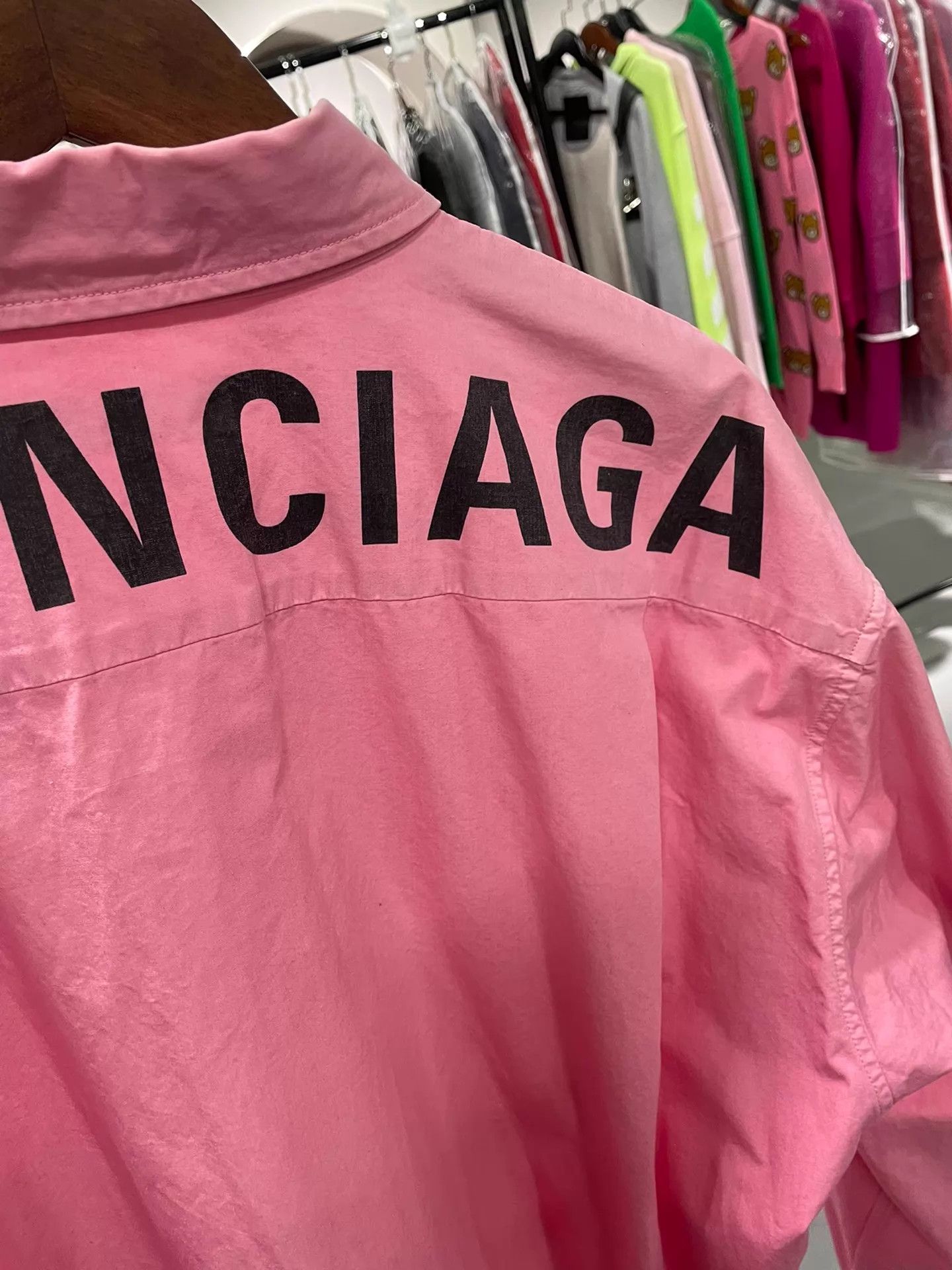 Balenciaga Balenciaga Big Logo Shirt Size 38 Good Authentic Size US S / EU 44-46 / 1 - 4 Thumbnail