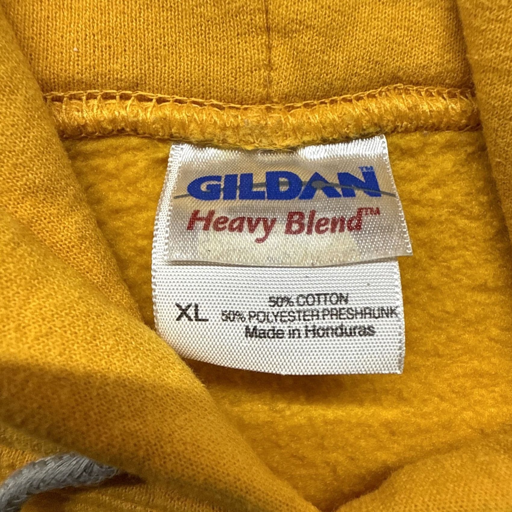 Gildan VINTAGE White Lake Lodge Hoodie Men’s XL White Gildan Fleece Bear Hoodie 90s Outdoor Pockets Drawstring Pullover Cute Size US XL / EU 56 / 4 - 7 Thumbnail
