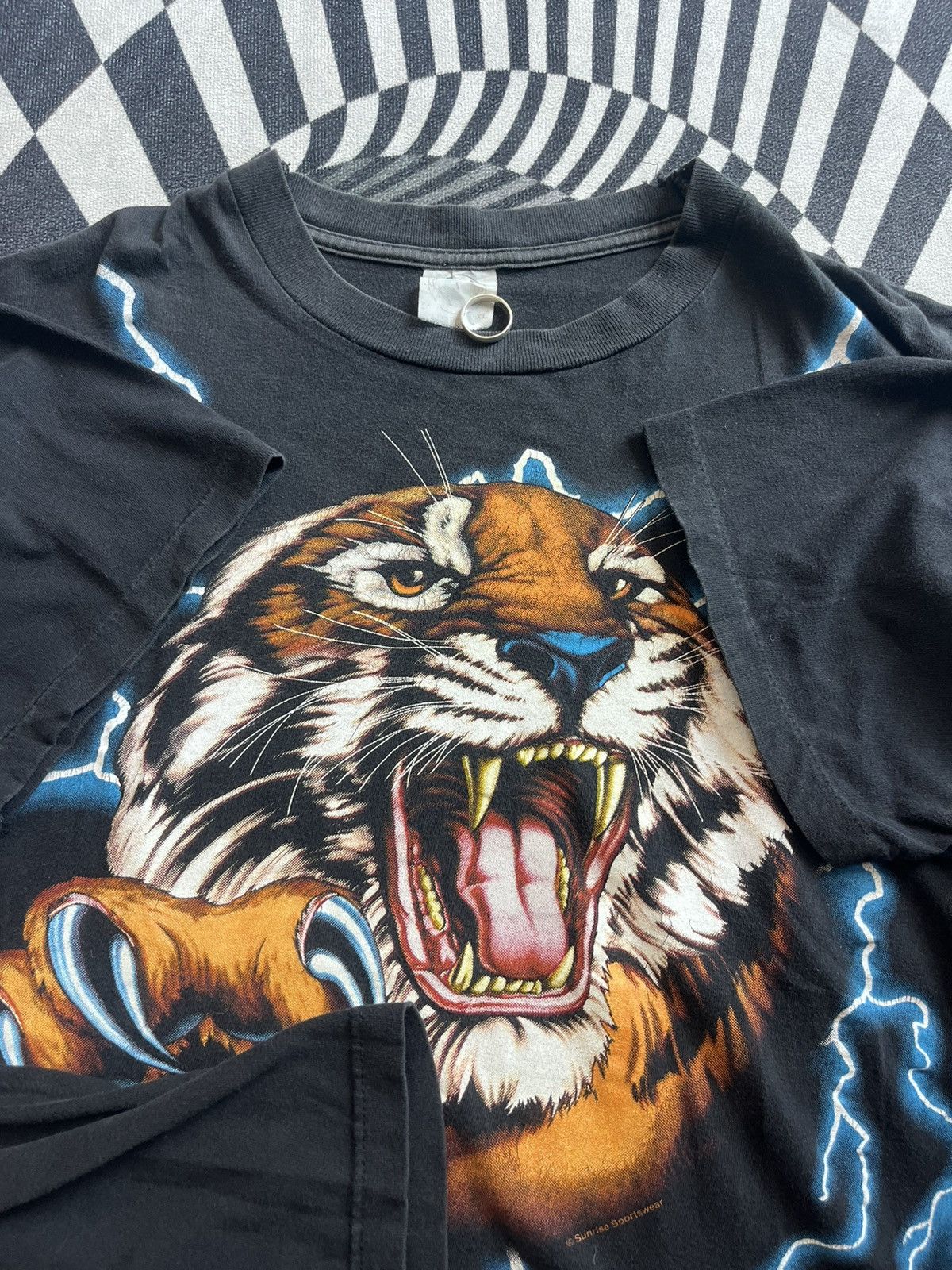 Vintage Vintage AMERICAN THUNDER TIGER 90’s Sunrise Sportswear Size US XL / EU 56 / 4 - 7 Thumbnail