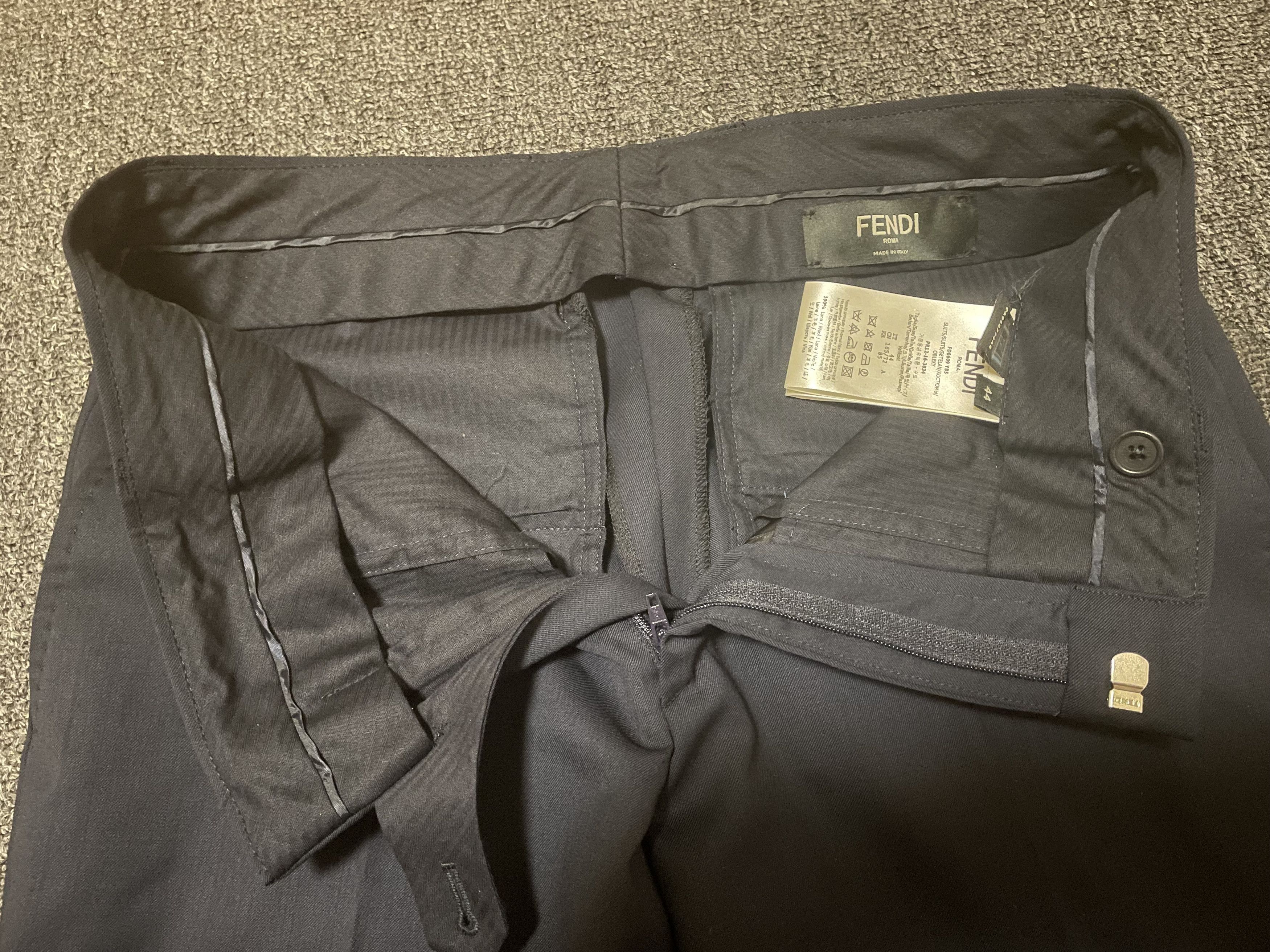 Fendi FENDI Black wool casual pants/suit pants, size 44 Size US 28 / EU 44 - 5 Thumbnail