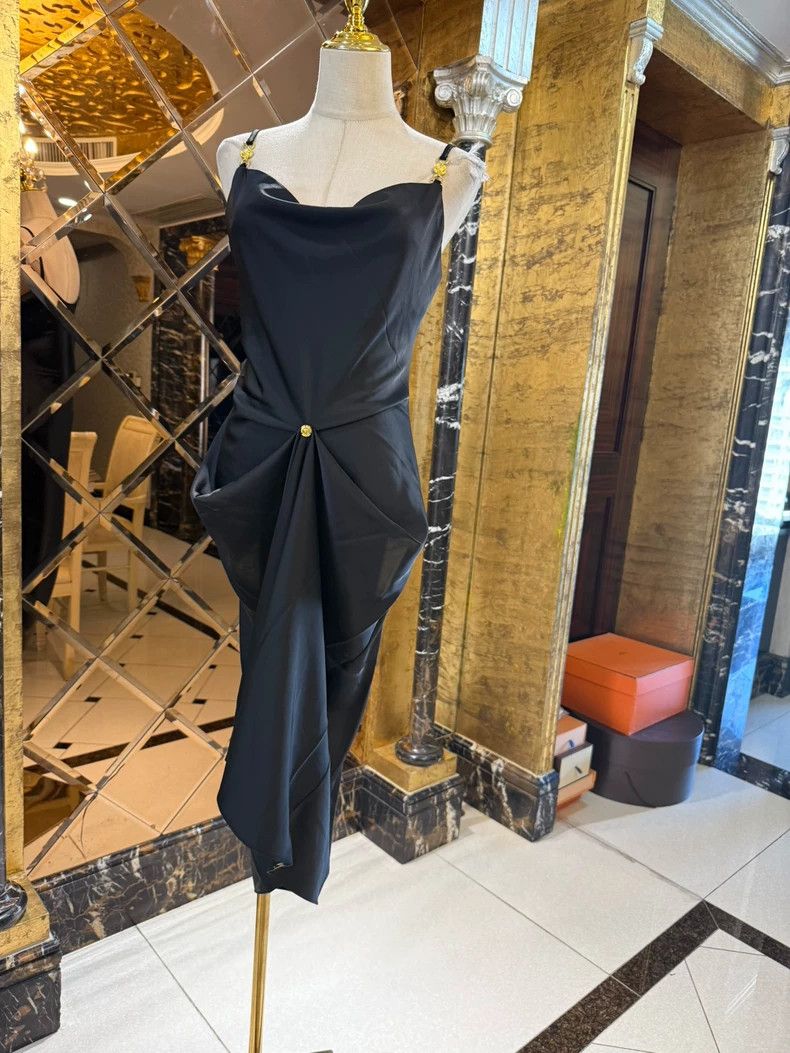 Versace Versace Black slip dress Size M / US 6-8 / IT 42-44 - 2 Thumbnail