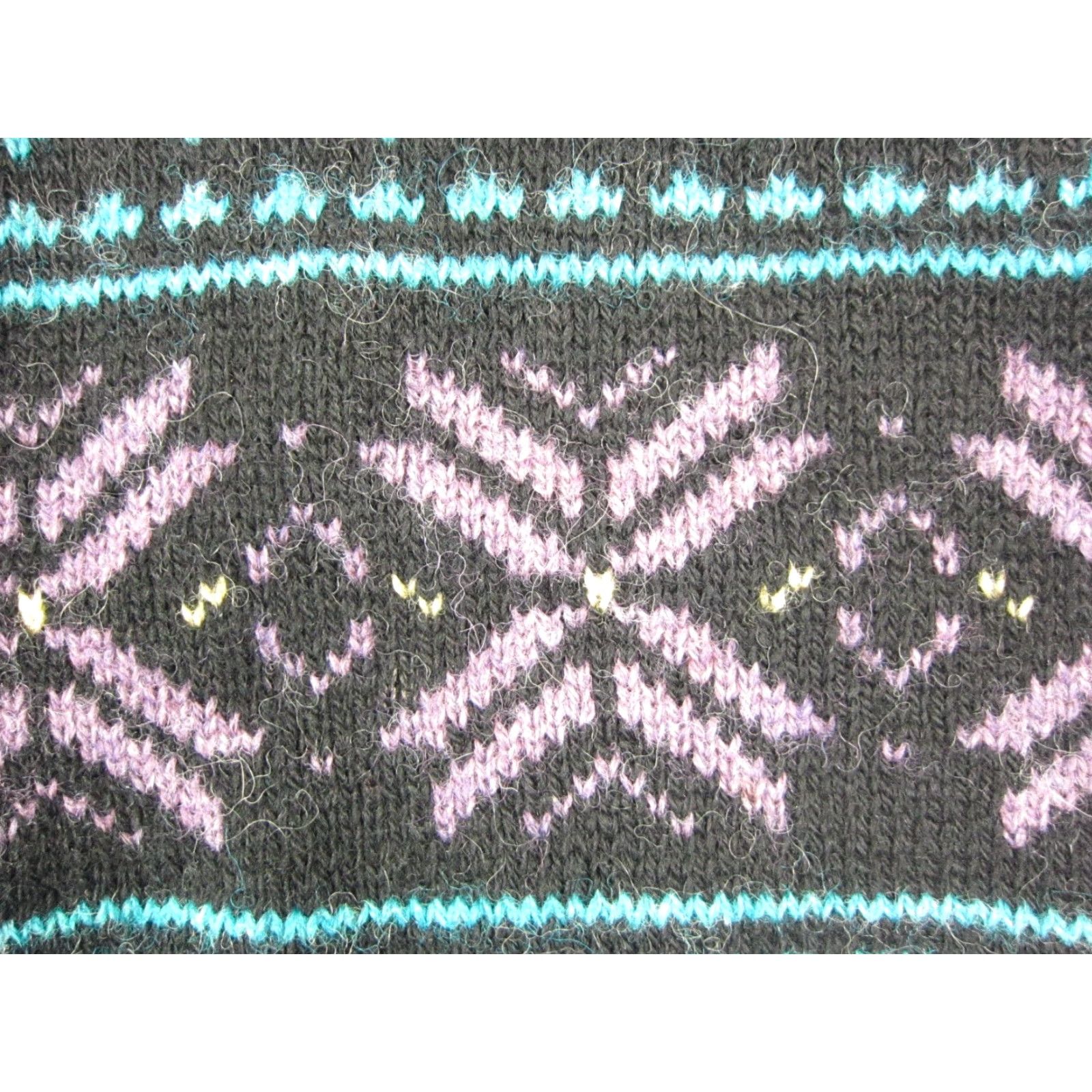 Vintage VINTAGE Woolrich Sweater Womens Small Black Pink Blue 100% Wool Fair Isles 80s Size S / US 4 / IT 40 - 4 Thumbnail