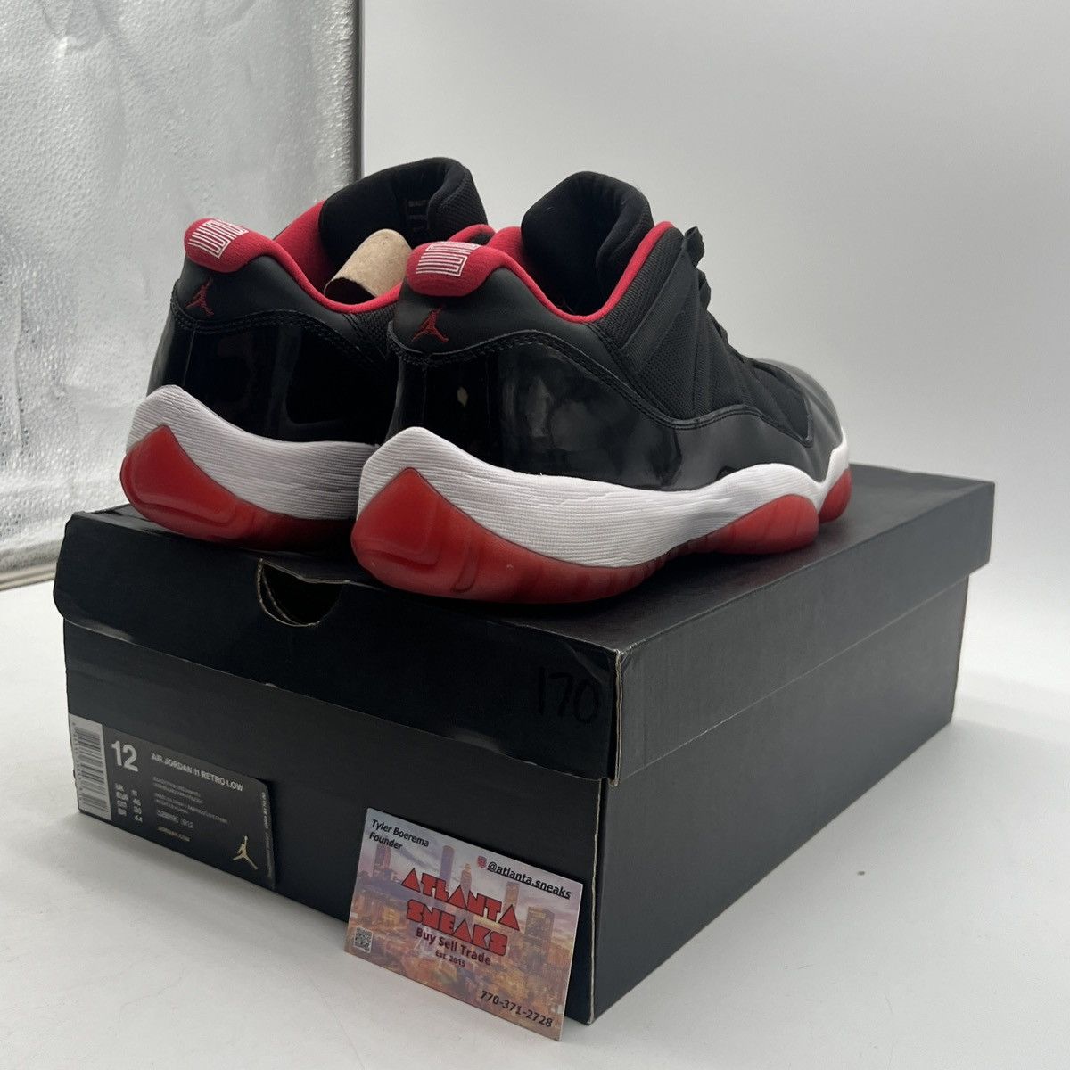 Jordan Brand Air Jordan 11 low bred Size US 12 / EU 45 - 5 Thumbnail
