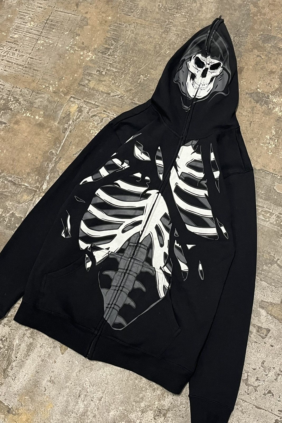 Vintage Skeleton full zip skater hoodie grunge emo cybery2k goth Size US L / EU 52-54 / 3 - 5 Thumbnail