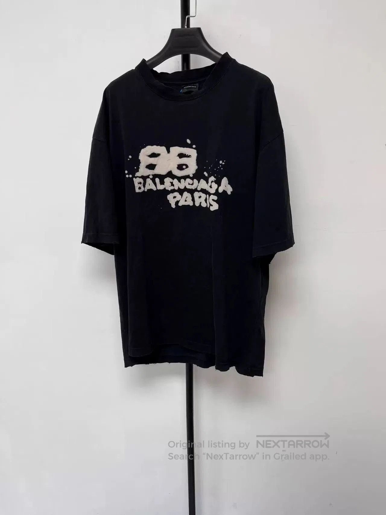 Balenciaga Balenciaga Letter Print Crew Neck T-Shirt. Size US XL / EU 56 / 4 - 1 Thumbnail