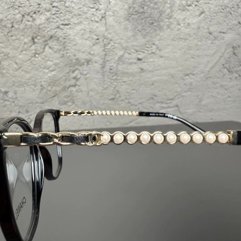 Chanel chanel pearl-accented sunglasses Size ONE SIZE - 4 Thumbnail