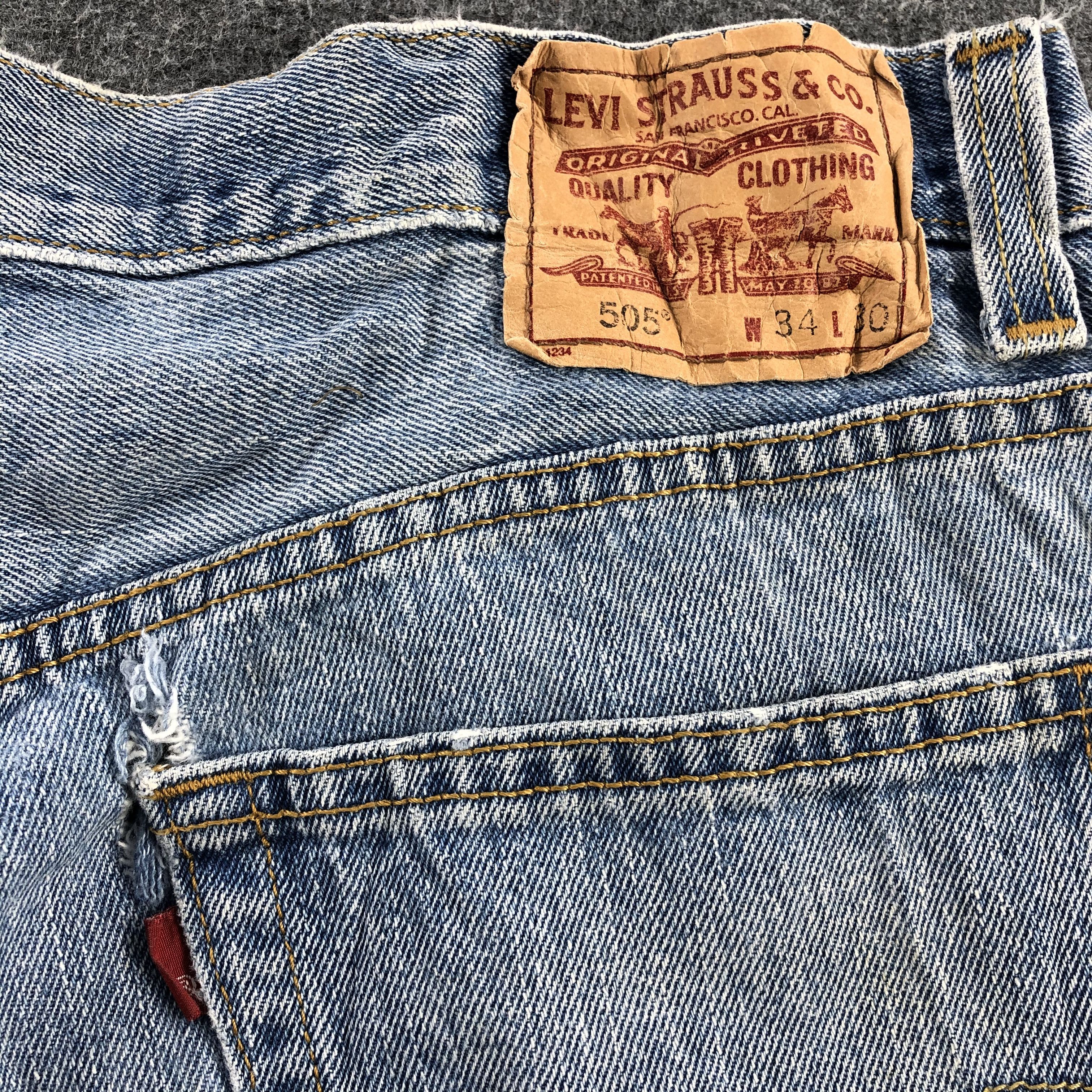 Levi's × Vintage Light Wash Vintage Levis 505 Jeans-JM1049 Size US 35 - 6 Thumbnail