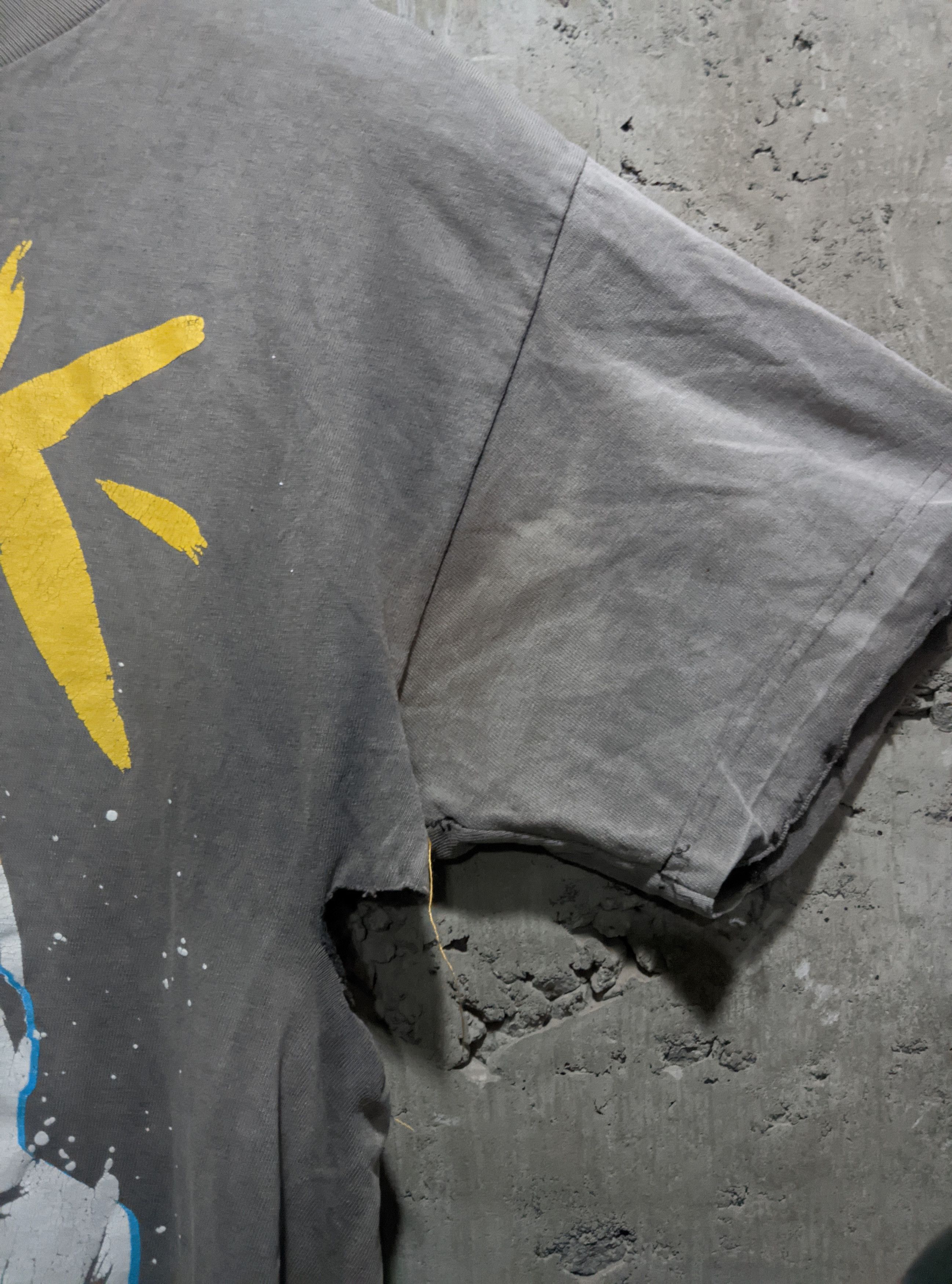 Band Tees × Vintage Vintage 2009 thrashed blink 182 tour t shirt Size US M / EU 48-50 / 2 - 6 Thumbnail