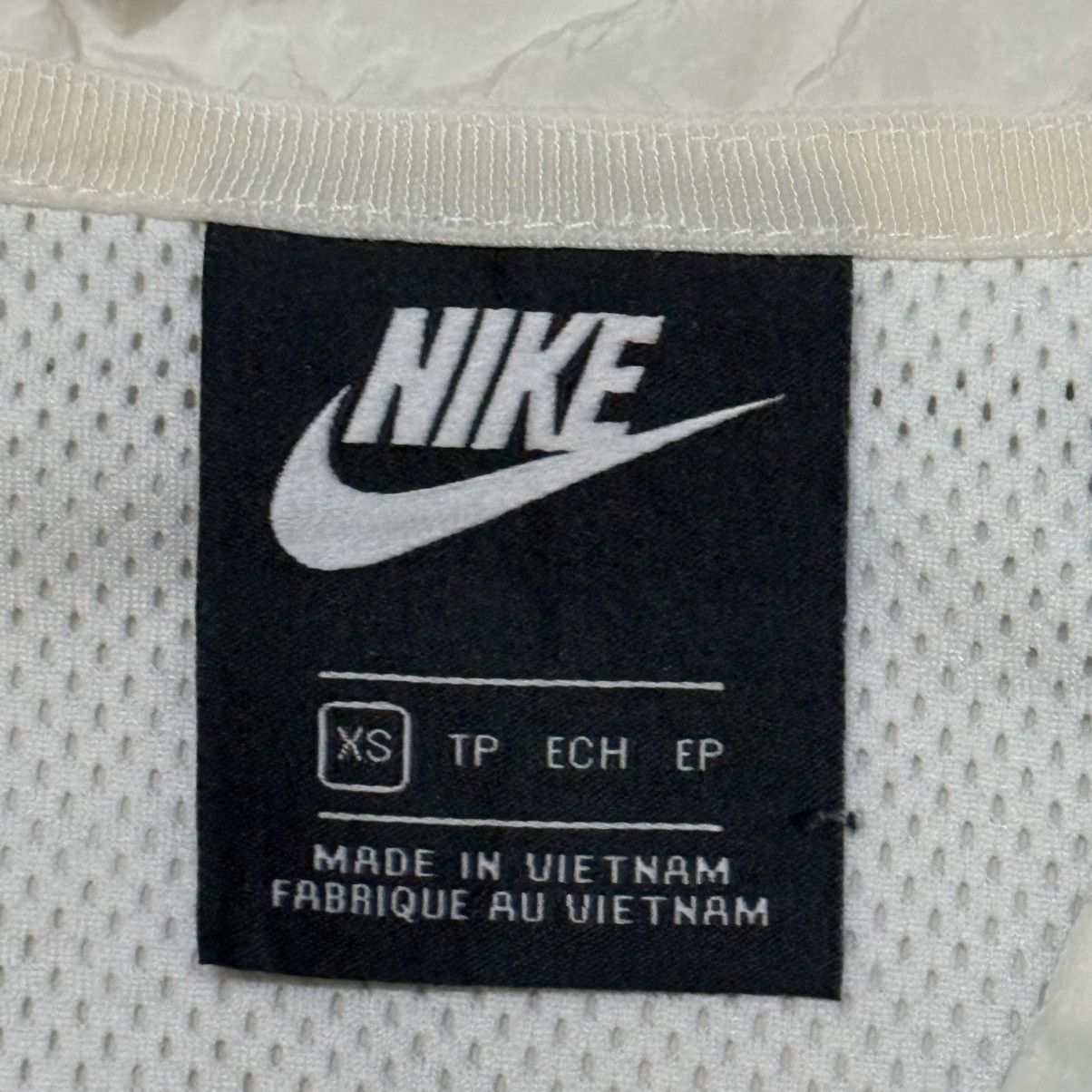 Nike Nike Big Swoosh Light Jacket Zipper Sweater Size US XS / EU 42 / 0 - 6 Thumbnail