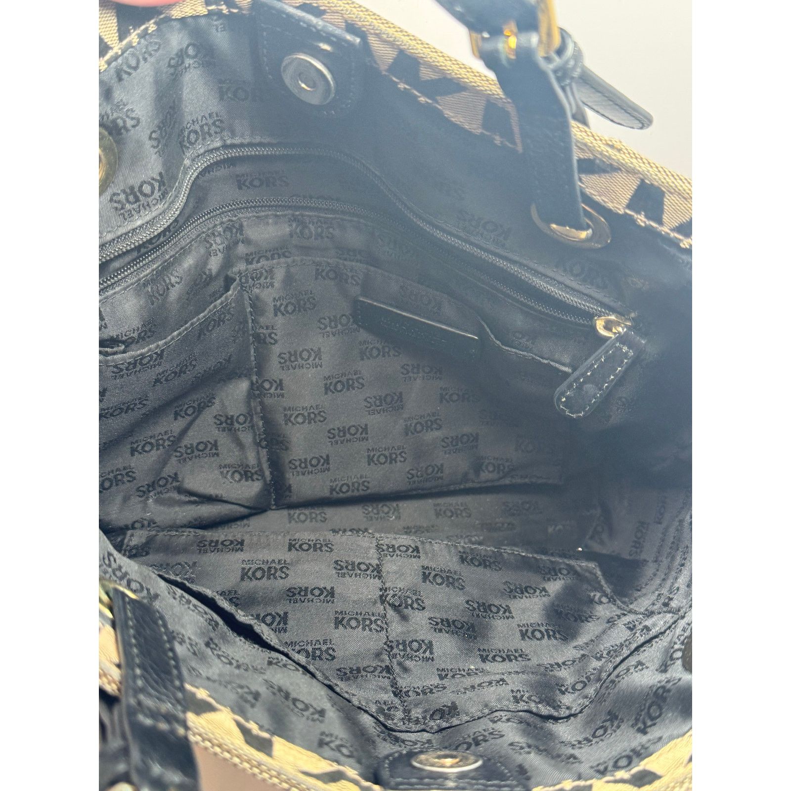 Michael Kors Michael Kors Jet Set Monogram Black & Grey Tote w/Leather Size ONE SIZE - 7 Thumbnail