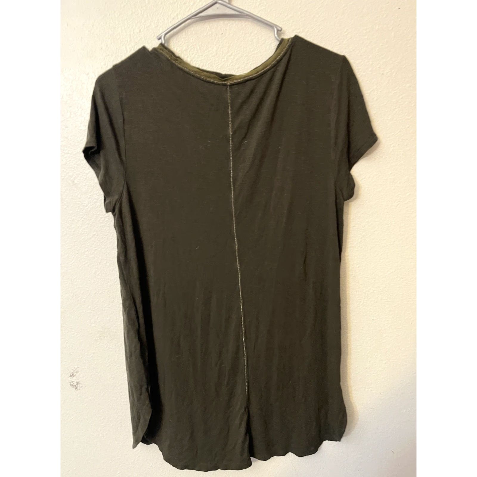 White House Black Market WHBM T Shirt Top Short Sleeve Green Solid Pocket Scoop Neck White House Black Market Womens M Size M / US 6-8 / IT 42-44 - 3 Thumbnail