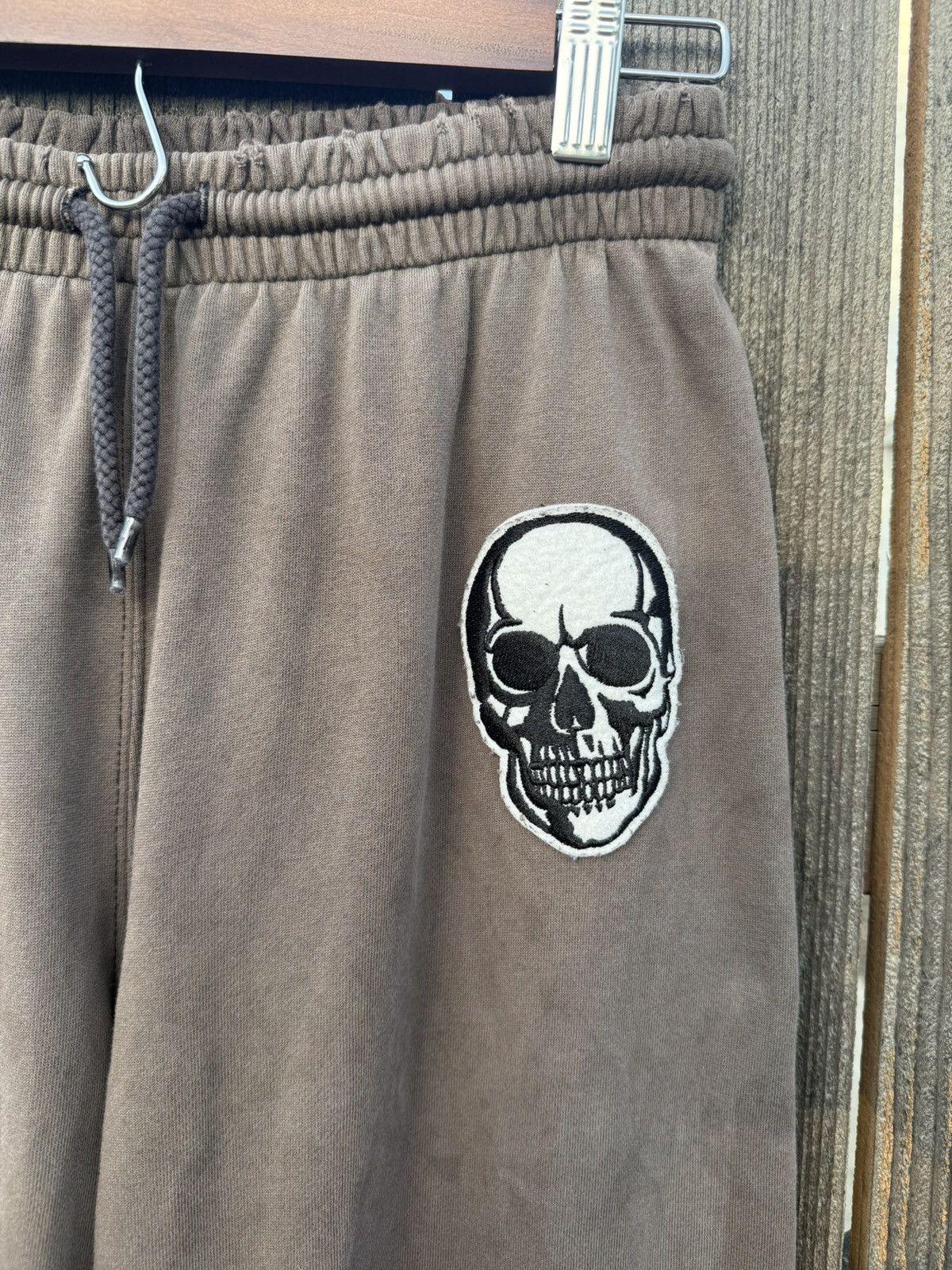 Number (N)ine Number Nine Skull Sweatpants Size US 28 / EU 44 - 3 Thumbnail