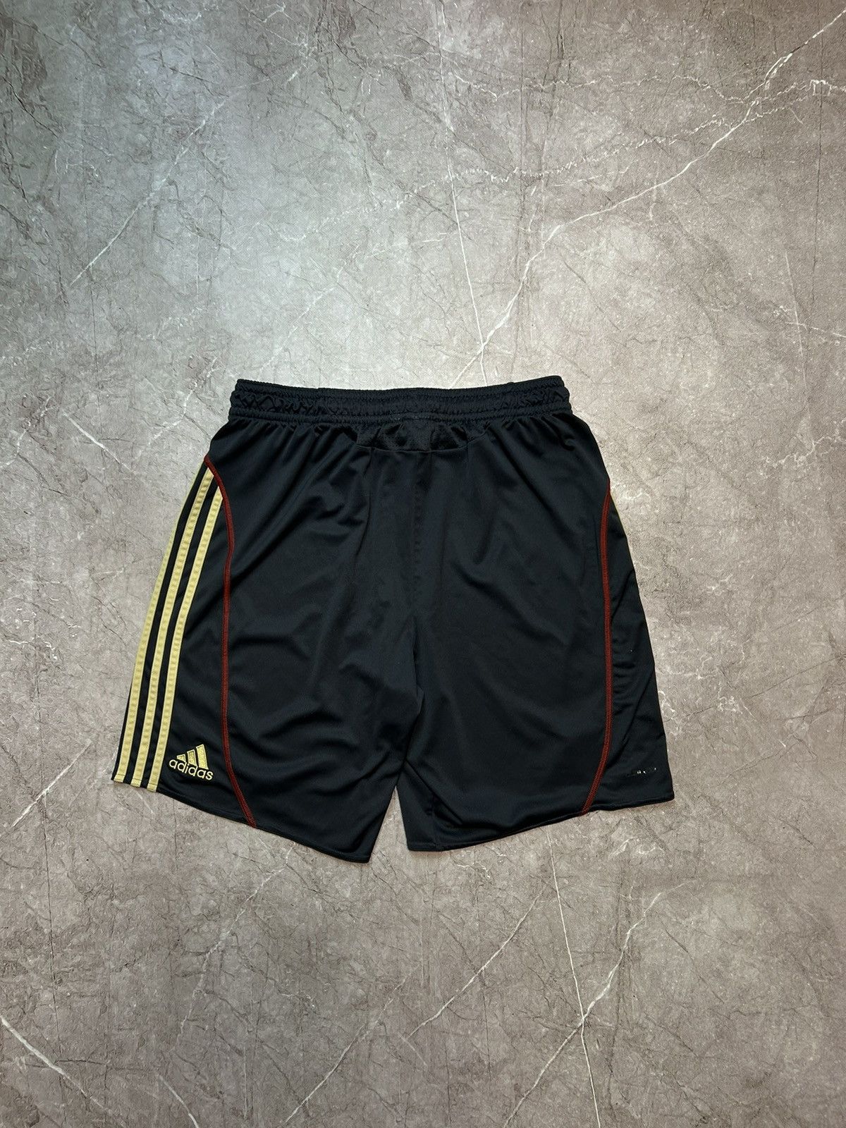 Adidas × Vintage Vintage Liverpool 07/08 ADIDAS Football Shorts Size US 32 / EU 48 - 2 Thumbnail
