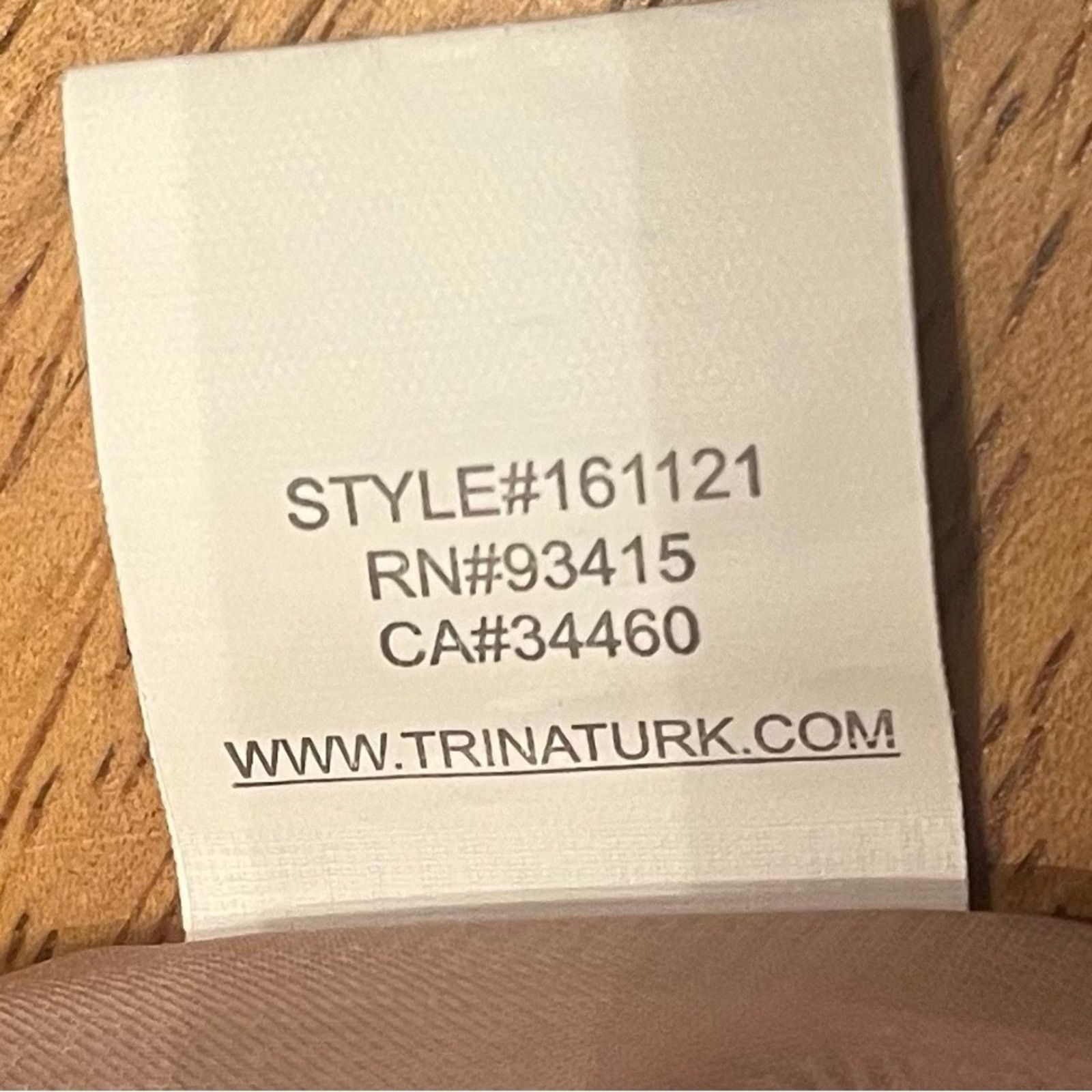 Trina Turk Trina Turk 100% silk 3/4 length sleeve scoop neck top, Small Size S / US 4 / IT 40 - 5 Thumbnail