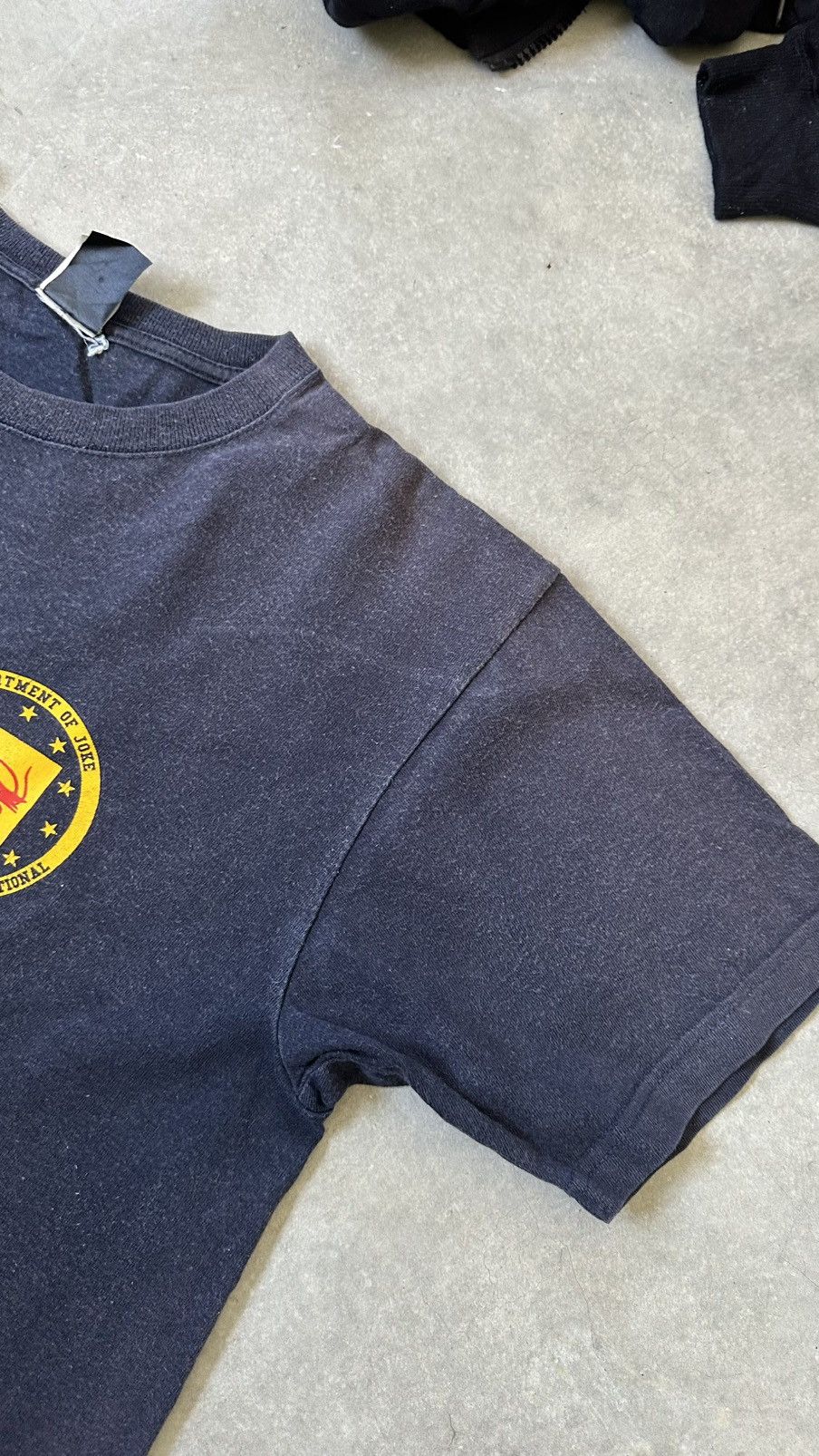 Japanese Brand VINTAGE REDBORN FBI ELEMENT OF JOKE TEE Size US M / EU 48-50 / 2 - 4 Thumbnail