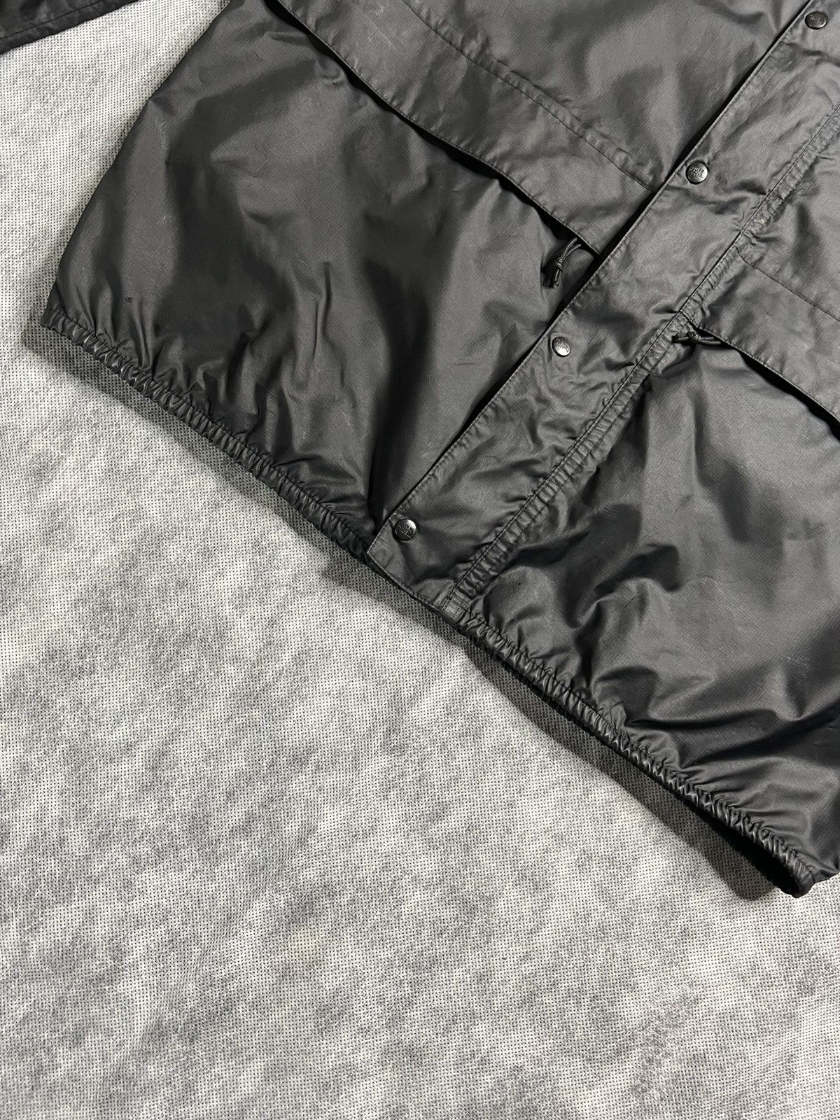 The North Face The North Face Rain Jacket Size L Size US L / EU 52-54 / 3 - 4 Thumbnail