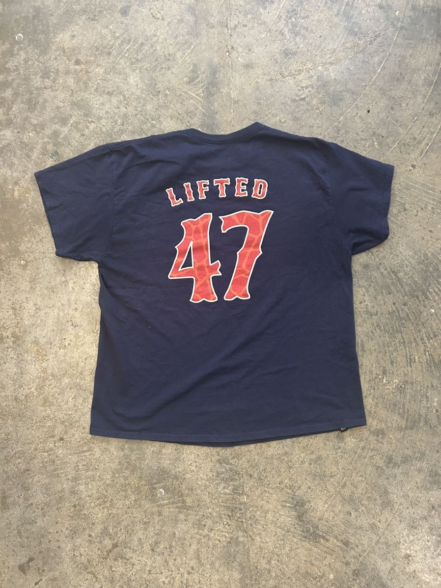 LRG LRG Navy & Red Logo Tee – Size XL Size US XL / EU 56 / 4 - 2 Thumbnail