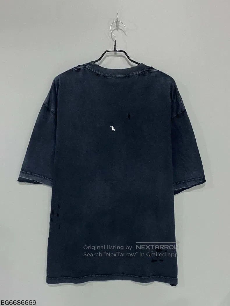 Balenciaga Balenciaga Distressed letter logo short-sleeve Size US L / EU 52-54 / 3 - 3 Thumbnail