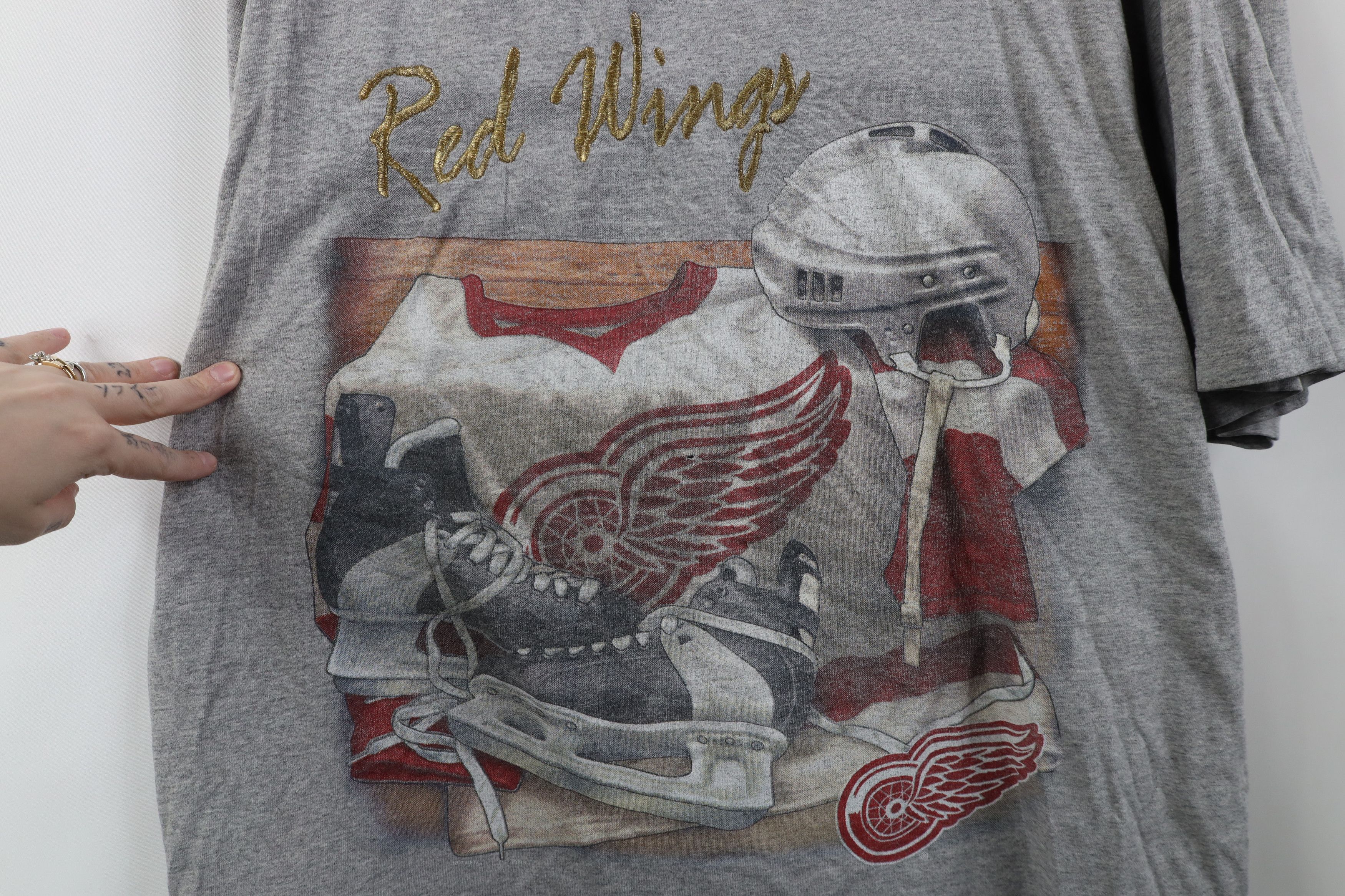 Vintage Vintage 90s Detroit Red Wings Hockey Short Sleeve T-Shirt Size US XL / EU 56 / 4 - 4 Thumbnail