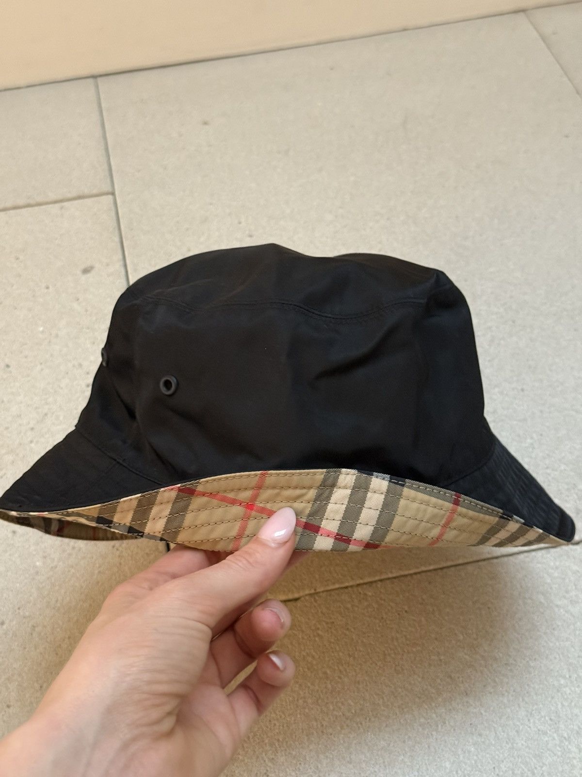 Burberry Burberry double sided bucket hat Size ONE SIZE - 1 Thumbnail