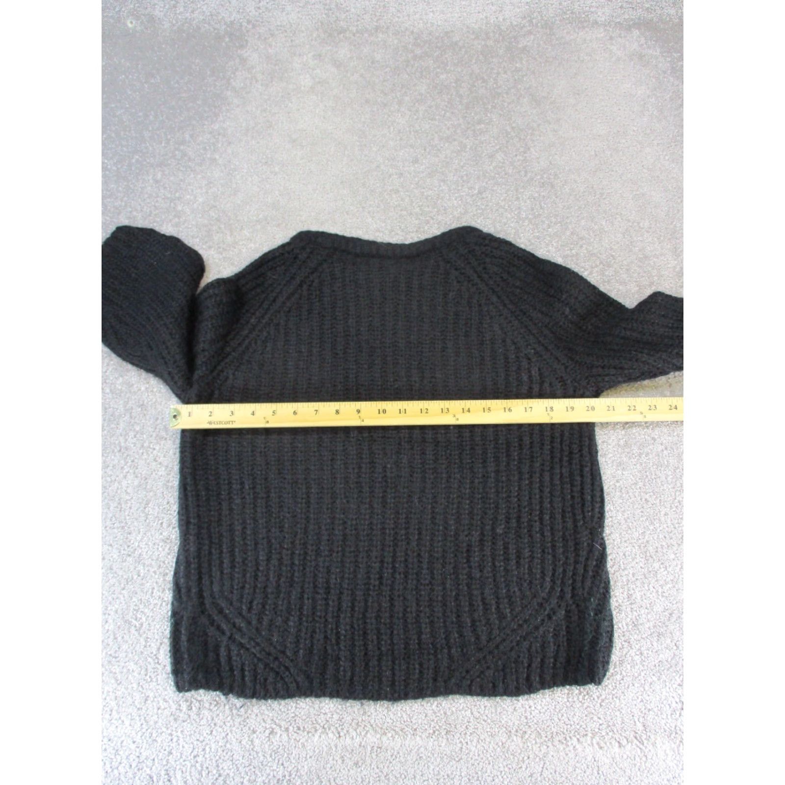 Armani Exchange VINTAGE Armani Exchange Sweater Womens 2XS Black Open-Knit Italian Pullover Long Sleeve Crew Neck Size XXS / US 00 / IT 34 - 5 Thumbnail