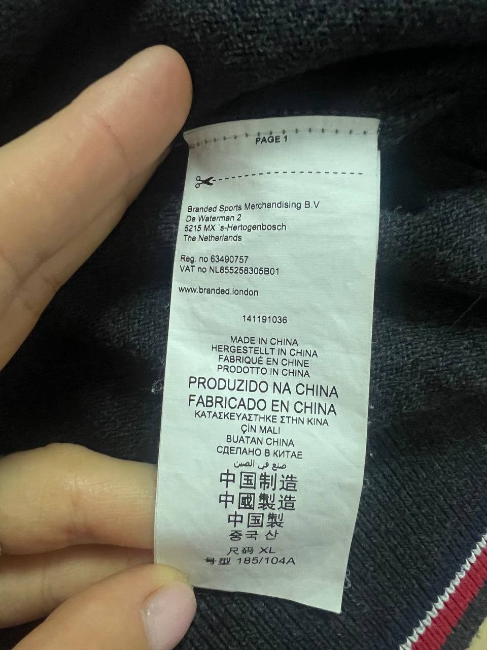 Formula 1 × Mercedes-Benz Mercedes AMG Petronas Racing F1 Jacket 1/4 Zip XL pullover Size US XL / EU 56 / 4 - 7 Thumbnail