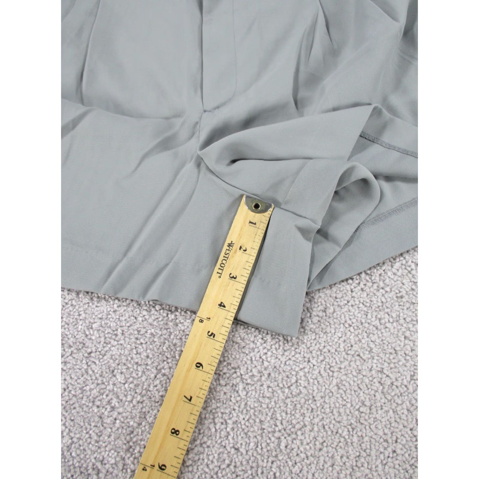 Gap VINTAGE Gap Shorts Womens XL 365 High Rise Gray Pleated Front NEW Size 40" / US 18 - 5 Thumbnail