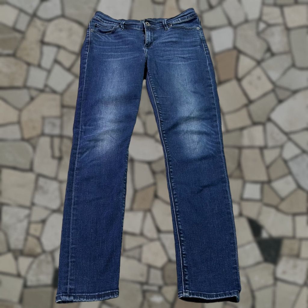 Lucky Brand Lucky Brand Brooke Jeans Womens 8/29 Blue Denim Straight Leg 29x28 Hip Pocket 5-Pocket Size 30" / US 8 / IT 44 - 1 Thumbnail