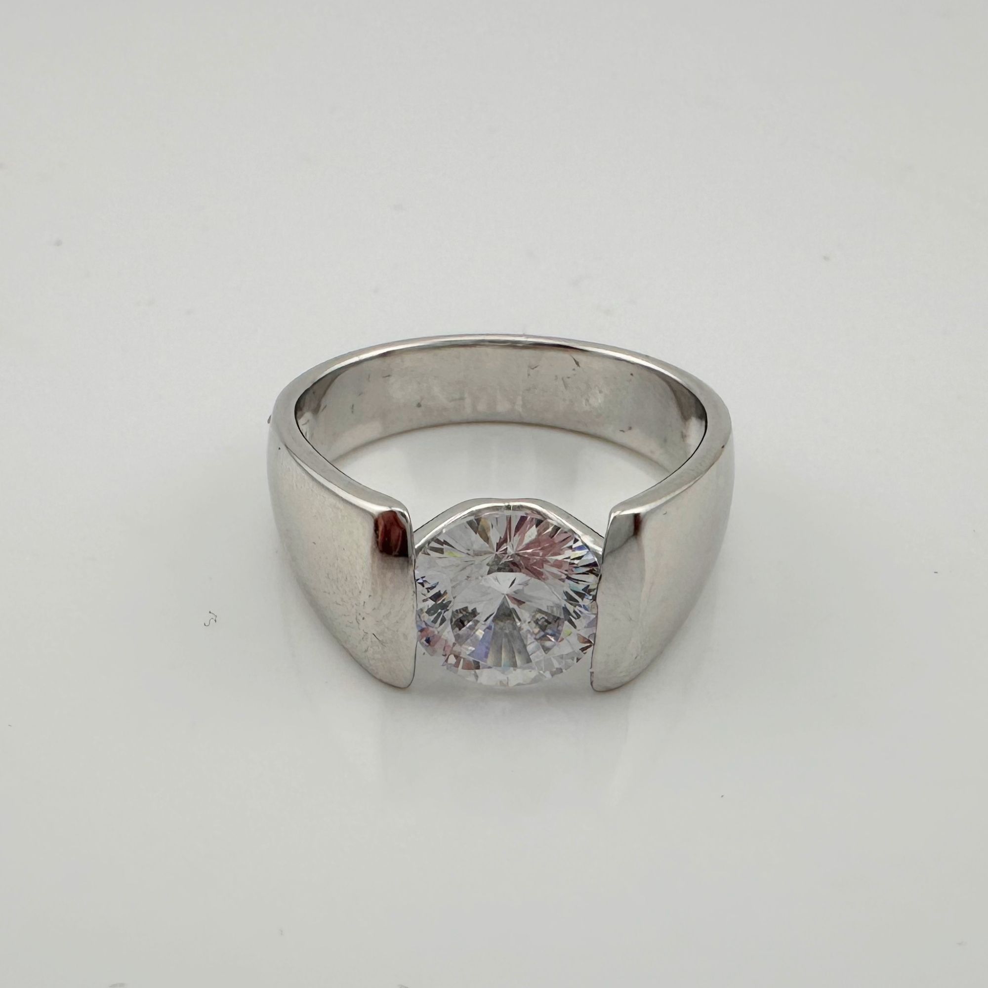 Other Shimmering and Beautiful 2.00 Carat DiamondLite Solitaire Size ONE SIZE - 20 Thumbnail