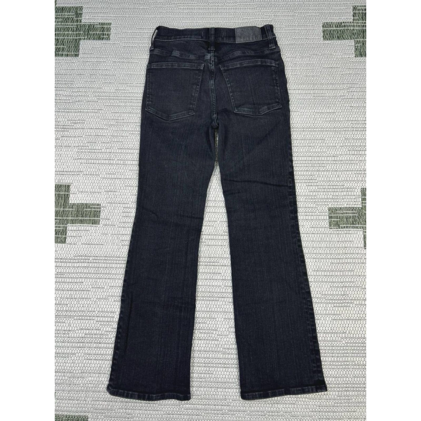 Madewell MADewell Kick Out Cropped Jeans Womens 25 Black Denim Midi Rise 24x26 City Preppy Cotton Polyester Elastane Jeans Women Size 42" / US 20 - 2 Thumbnail
