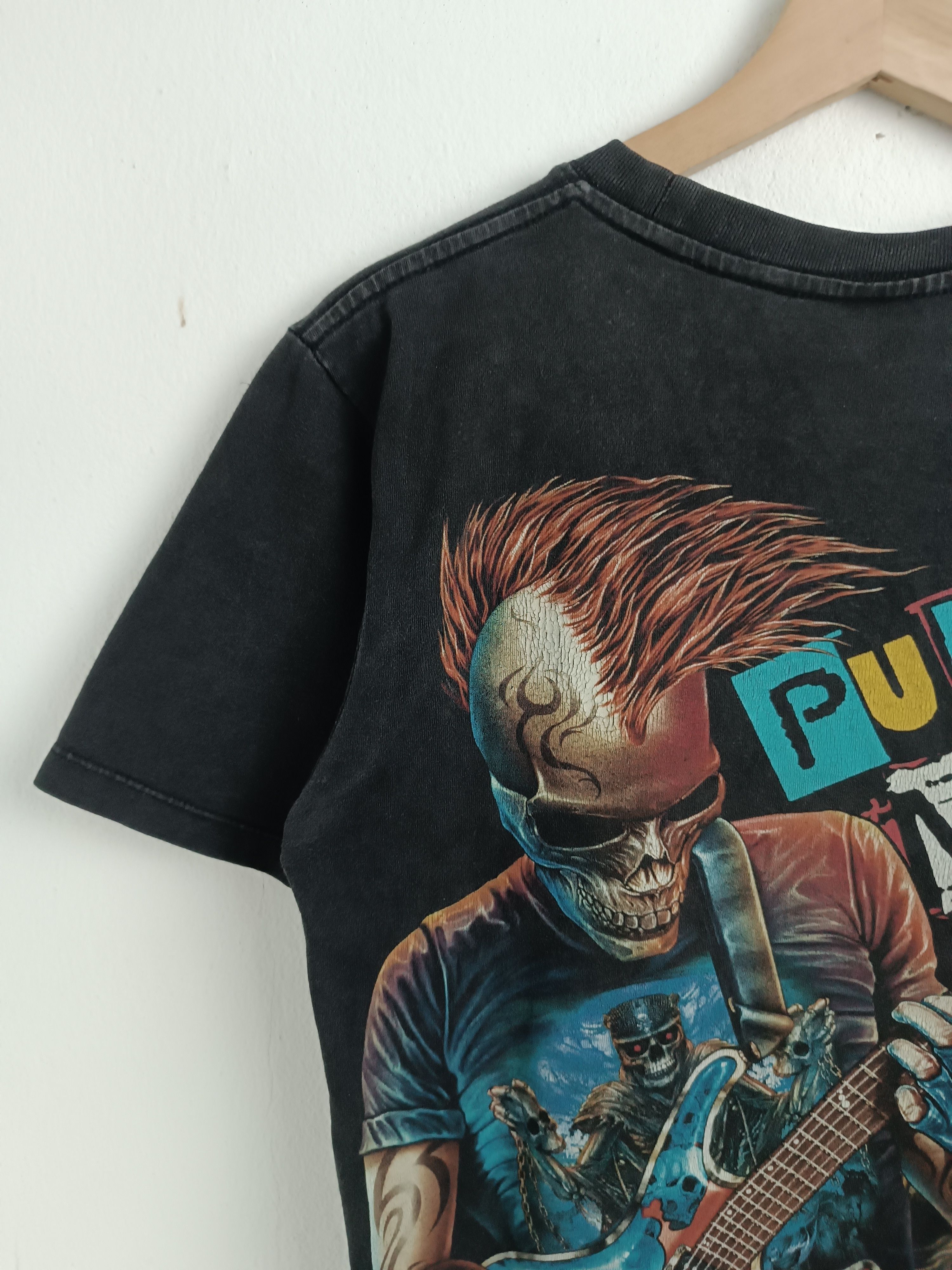 Band Tees VINTAGE Y2K PUNKS NOT DEAD GUITAR MOHAWK SEDITIONARIES TEE Size US S / EU 44-46 / 1 - 3 Thumbnail