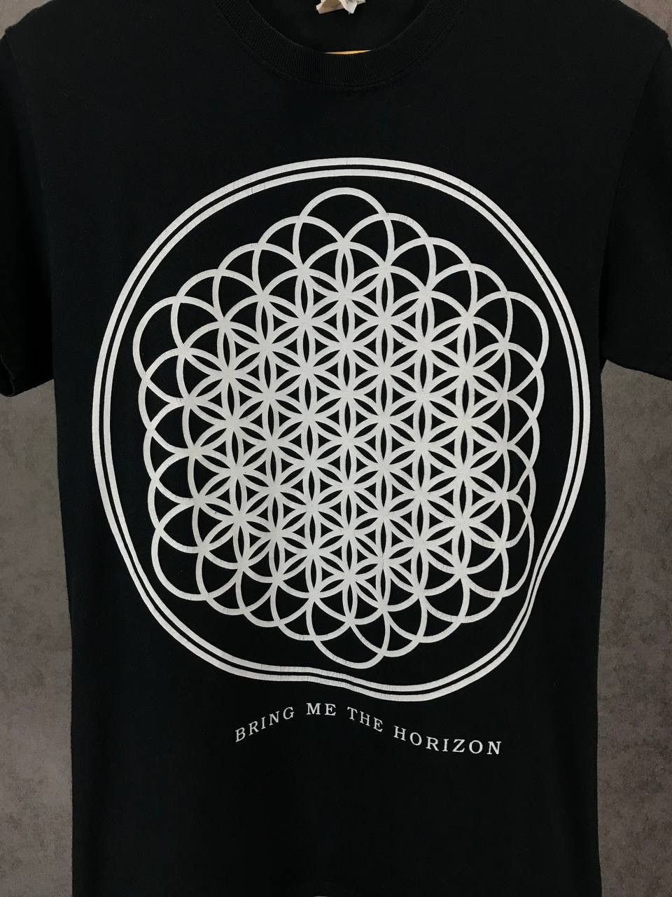 Band Tees Bring Me The Horizon BMTH rock band tee Size US S / EU 44-46 / 1 - 3 Thumbnail
