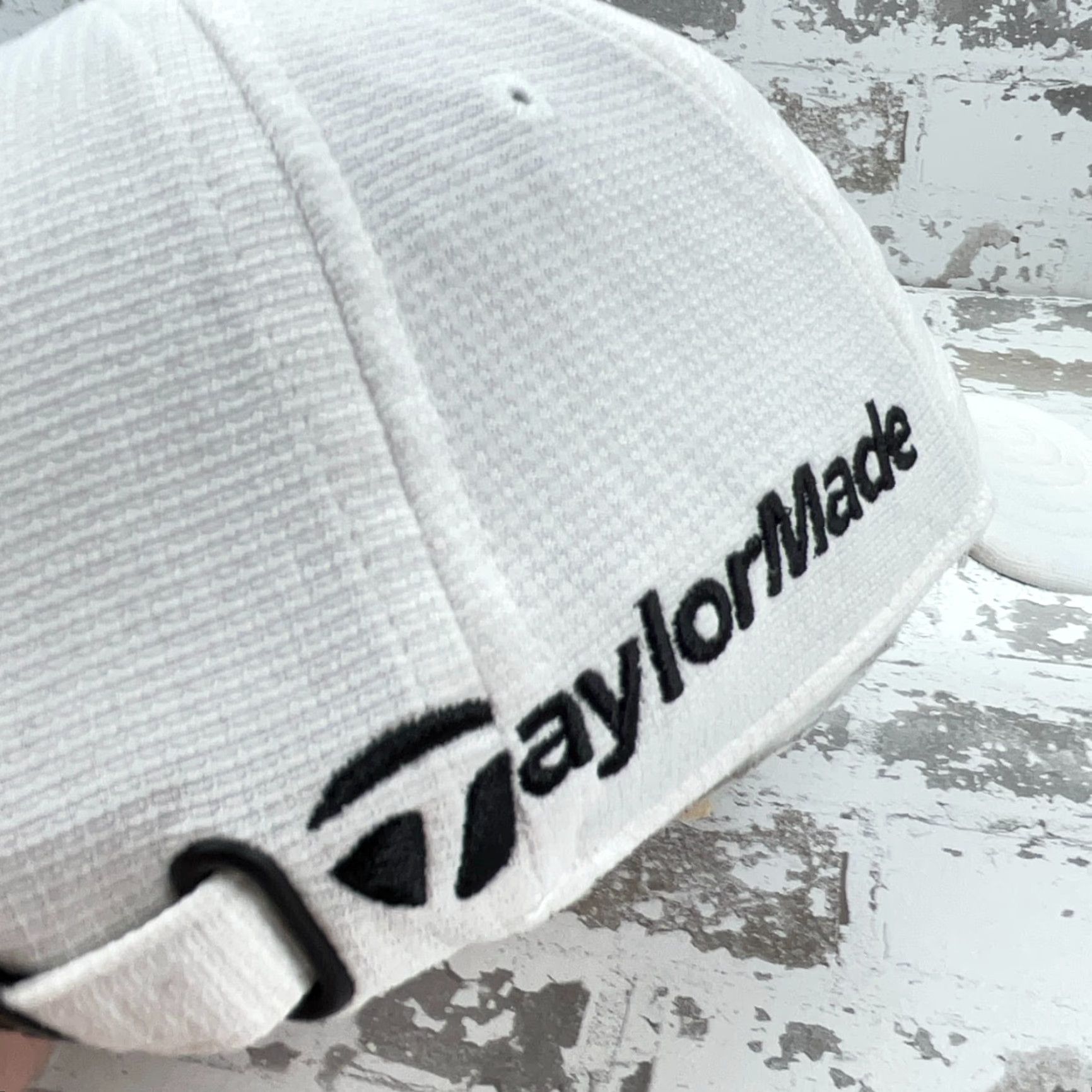 TaylorMade TaylorMade Hat Cap White Golf Tour Performance R11 Strap Back Dad Baseball Cap Mens One Size Size ONE SIZE - 7 Thumbnail