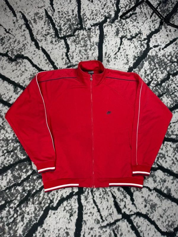 Nike Vintage Nike track jacket red L swoosh zip hoodie Size US L / EU 52-54 / 3 - 1 Thumbnail