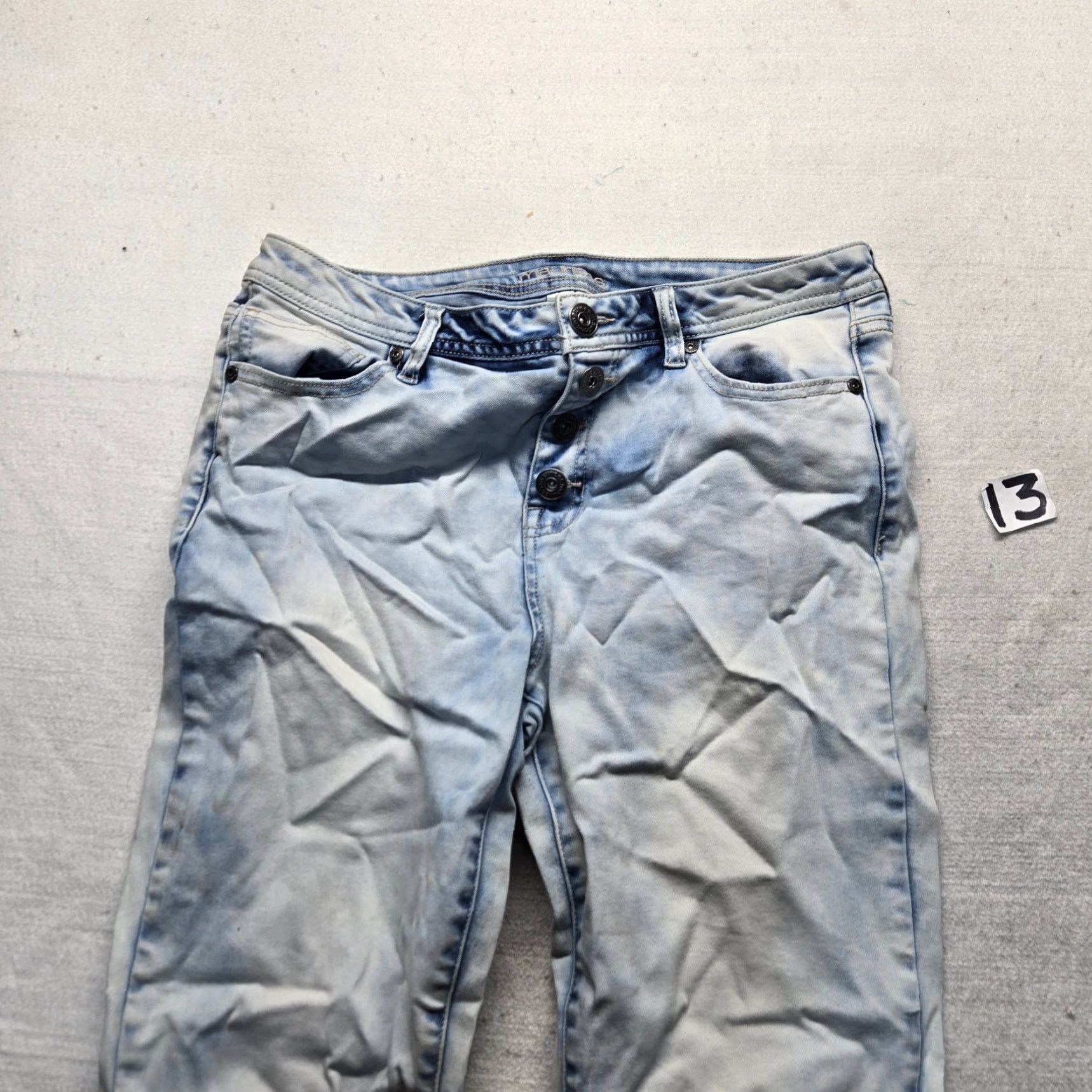 Vintage VINTAGE Maurices Jeans Cropped Light Wash Denim Pants Women's Size 11 Pockets Size 32" / US 10 / IT 46 - 2 Thumbnail