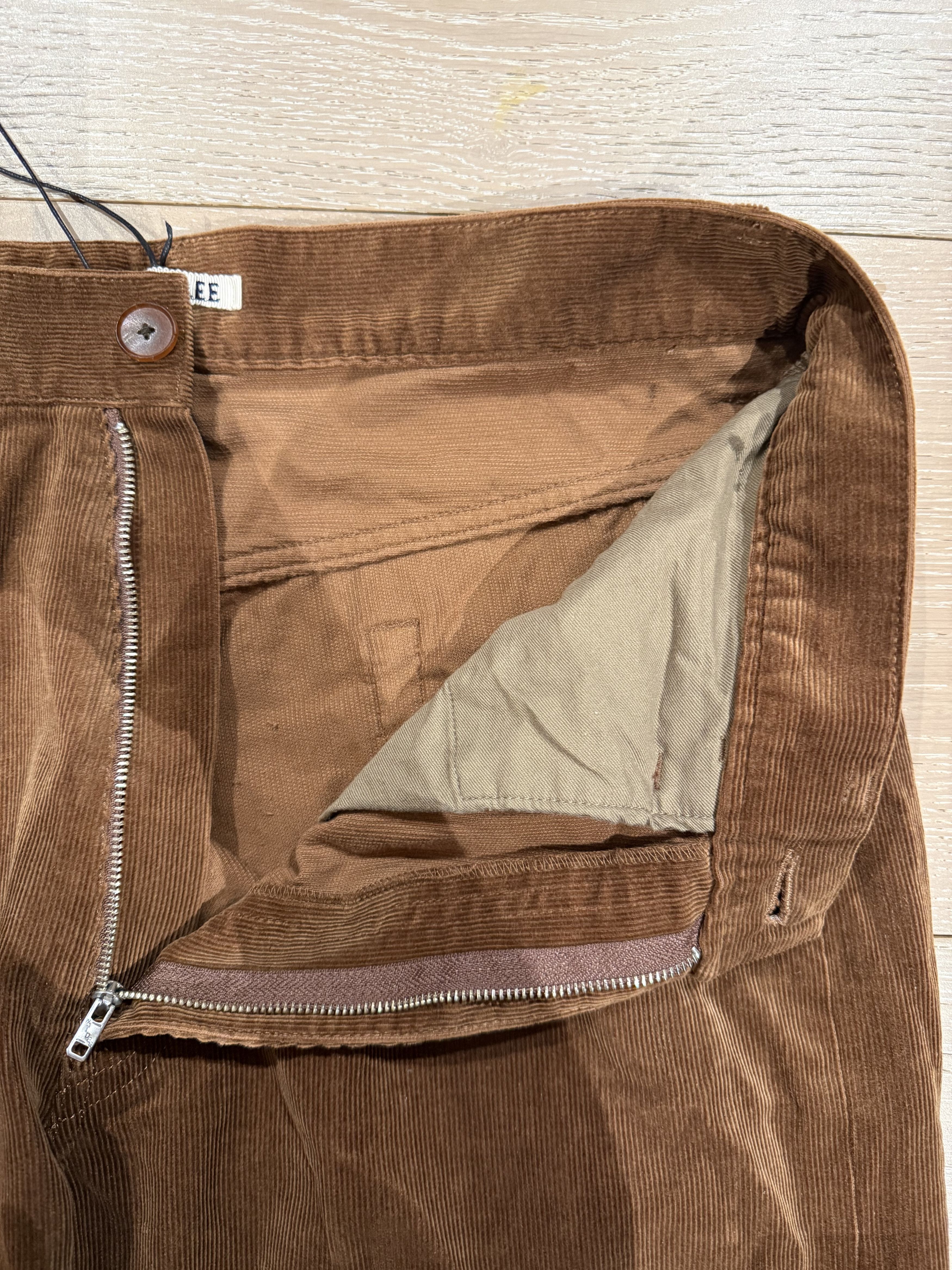 Auralee 💚 Auralee Finx Corduroy Pants Red Brown Size 4 NEW Size US 32 / EU 48 - 12 Thumbnail