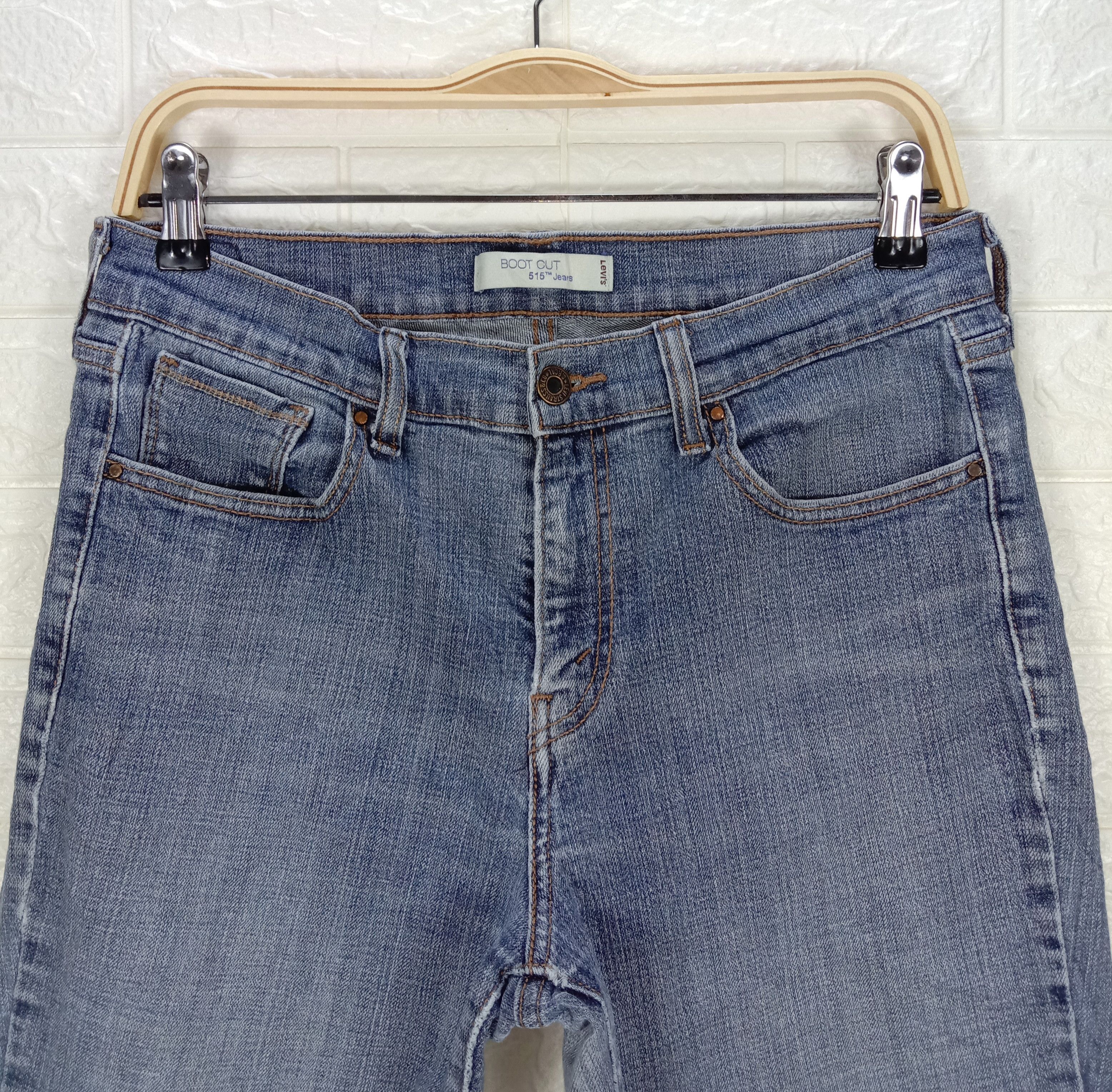 Levi's Vintage Levi's 515 Flare Jeans Blue Wash Denim Size 30" / US 8 / IT 44 - 2 Thumbnail