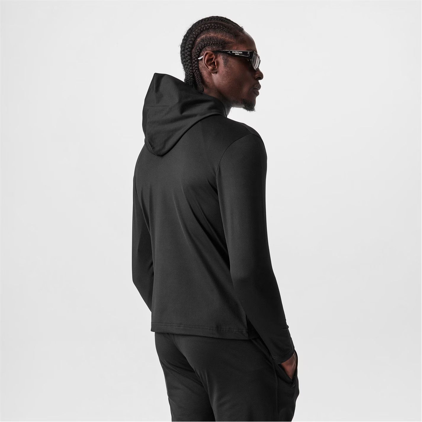 Balenciaga o1g2r1mq0226 Zip Up Hoodie In Black Size US S / EU 44-46 / 1 - 4 Thumbnail