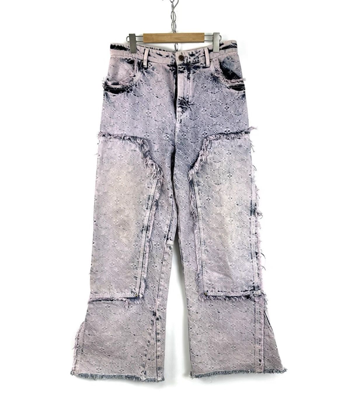 Louis Vuitton Louis Vuitton Multi-Pocket Fringe Distressed Jeans K12 Size 33" - 1 Thumbnail