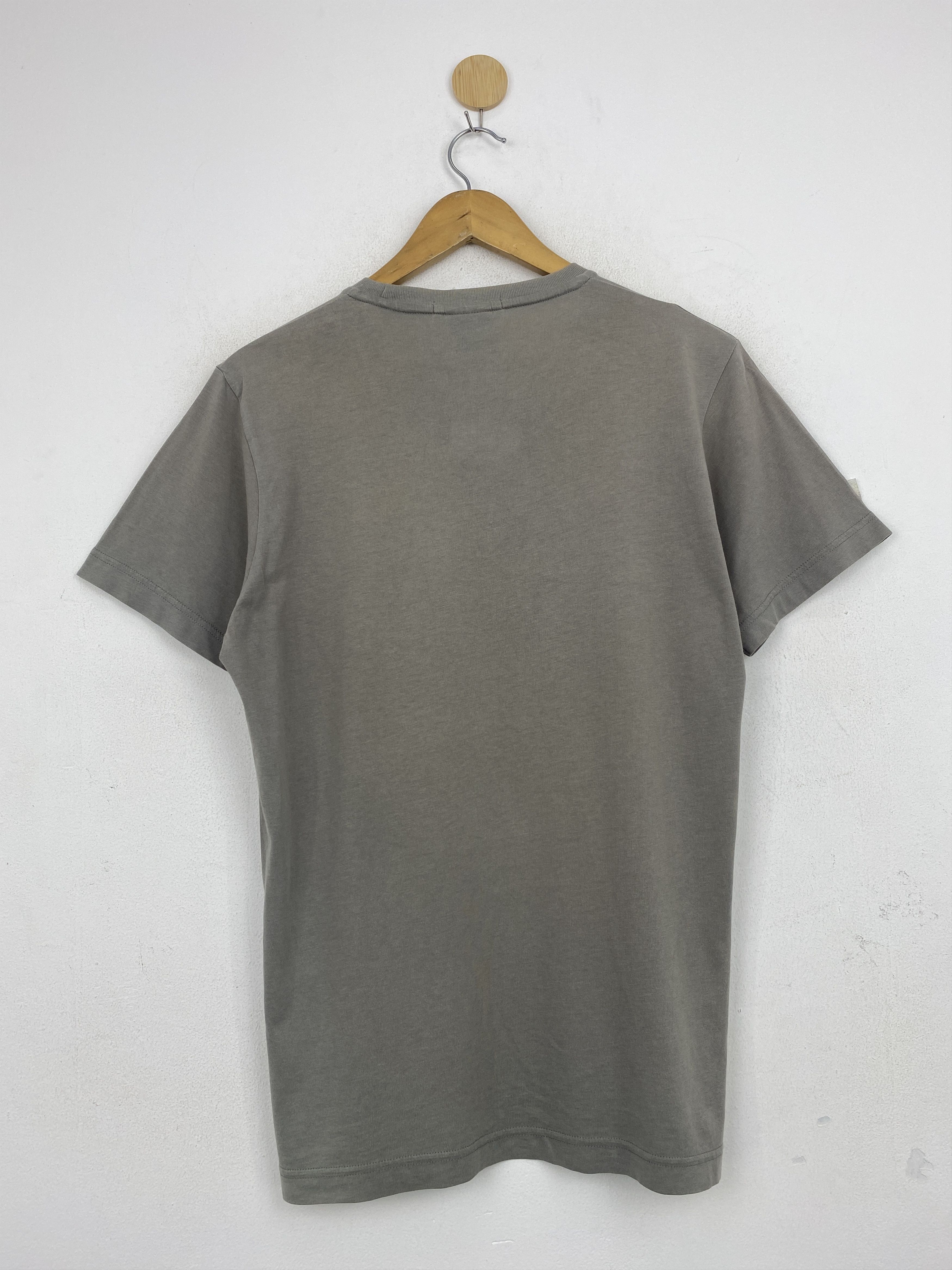 Uniqlo × Vintage Uniqlo Eraserhead Movie T Shirt TA0635 Size US M / EU 48-50 / 2 - 3 Thumbnail