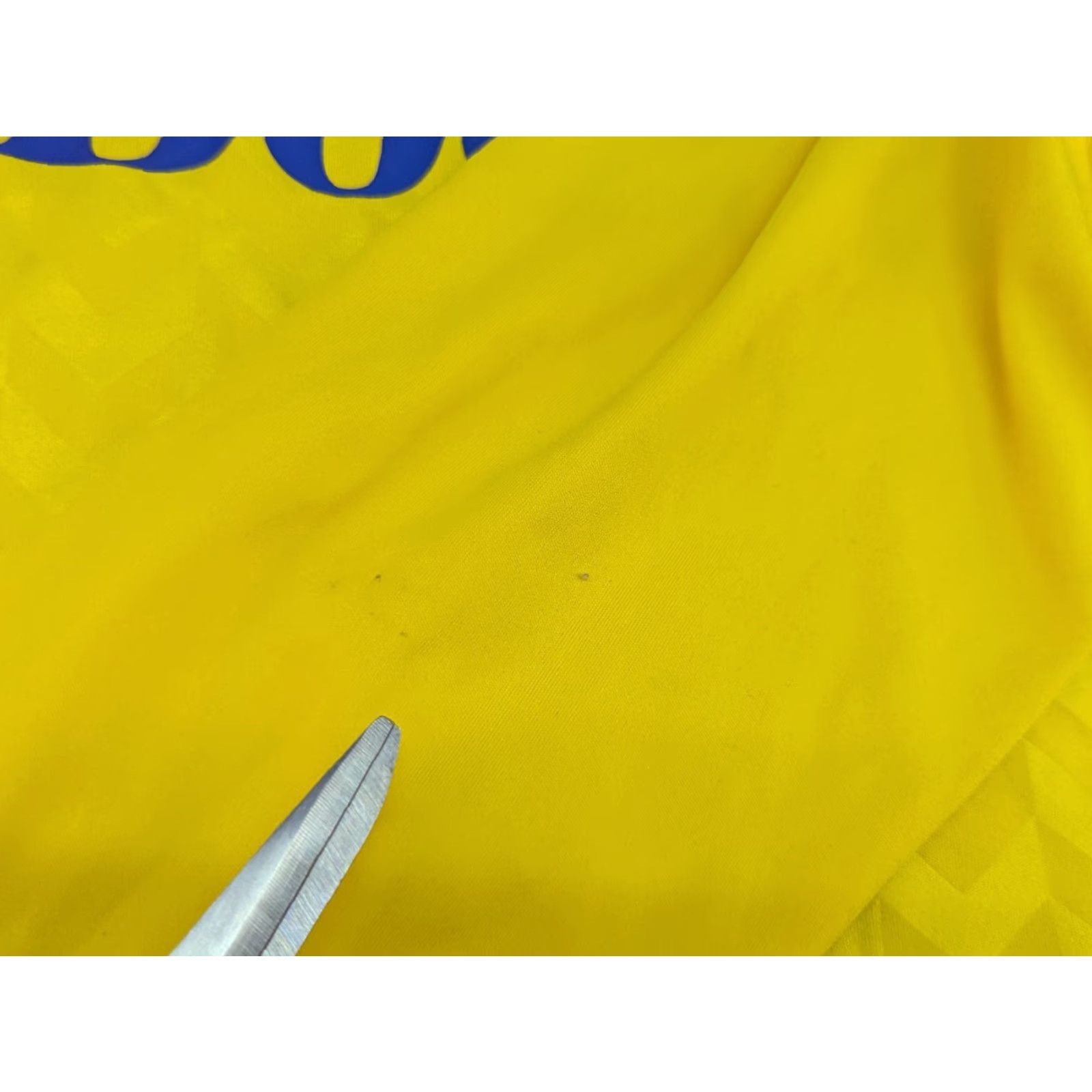 Hummel Hummel Brondby 2022-2023 Joe Bell #6 Football Jersey Mens Size M Home Adult Size US M / EU 48-50 / 2 - 4 Thumbnail