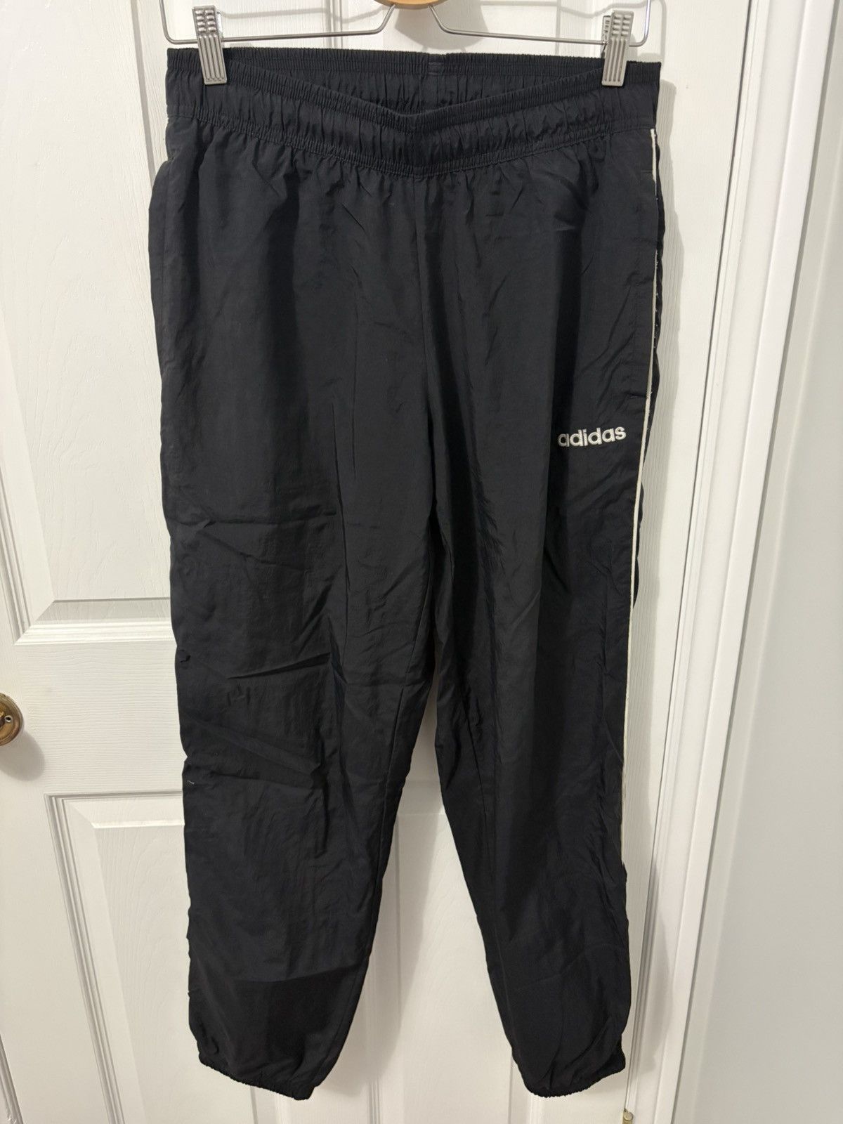 Adidas Adidas Vintage Joggers Size US 32 / EU 48 - 1 Thumbnail