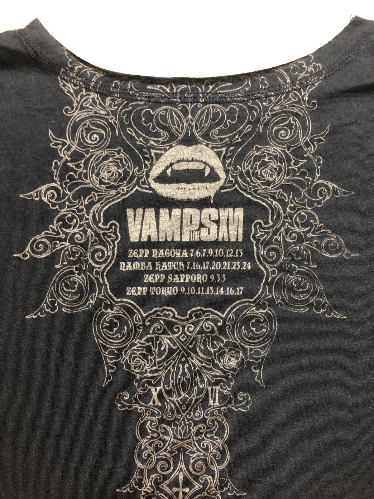 If Six Was Nine 🔥FIRE🔥 Vintage Vamps Distressed Style Shirt Size US M / EU 48-50 / 2 - 13 Thumbnail