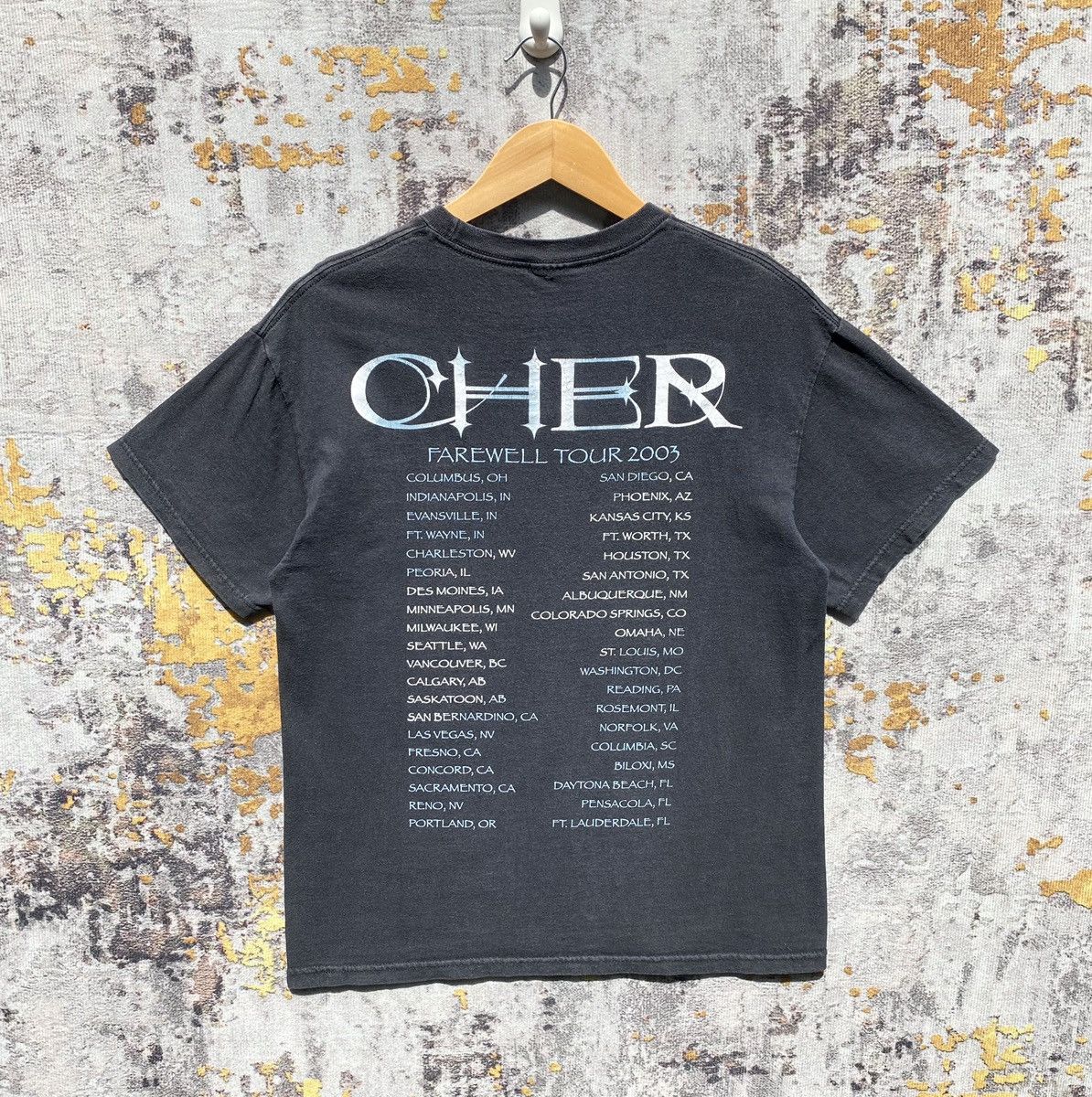 Band Tees Vintage Cher Farewell Tour 2003 Shirt American Singer Size US S / EU 44-46 / 1 - 2 Thumbnail