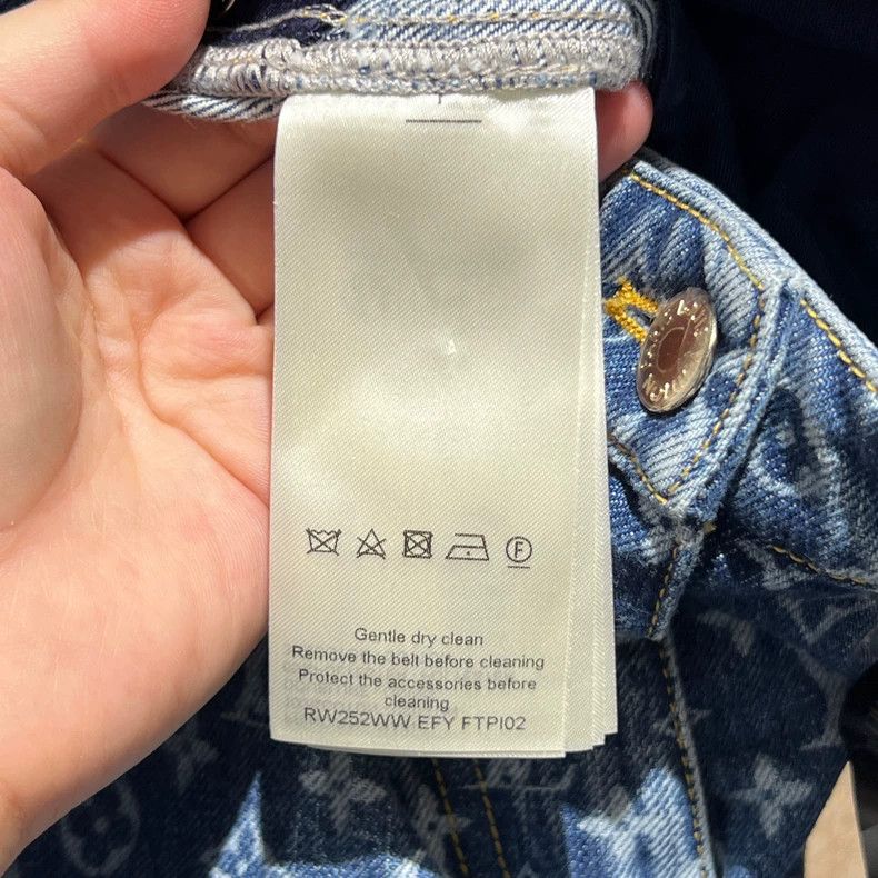 Louis Vuitton Louis Vuitton 25fw Washed Blue Presbyopic Full Print Jeans Size US 40 / EU 56 - 4 Thumbnail